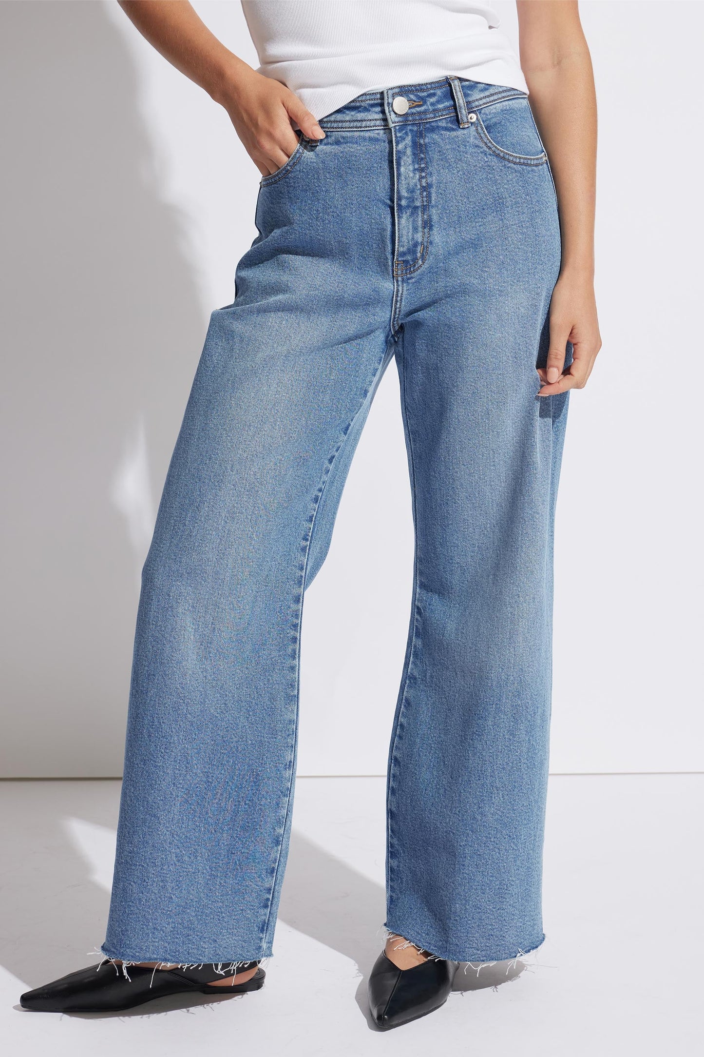 Tahni Wide Leg Jean