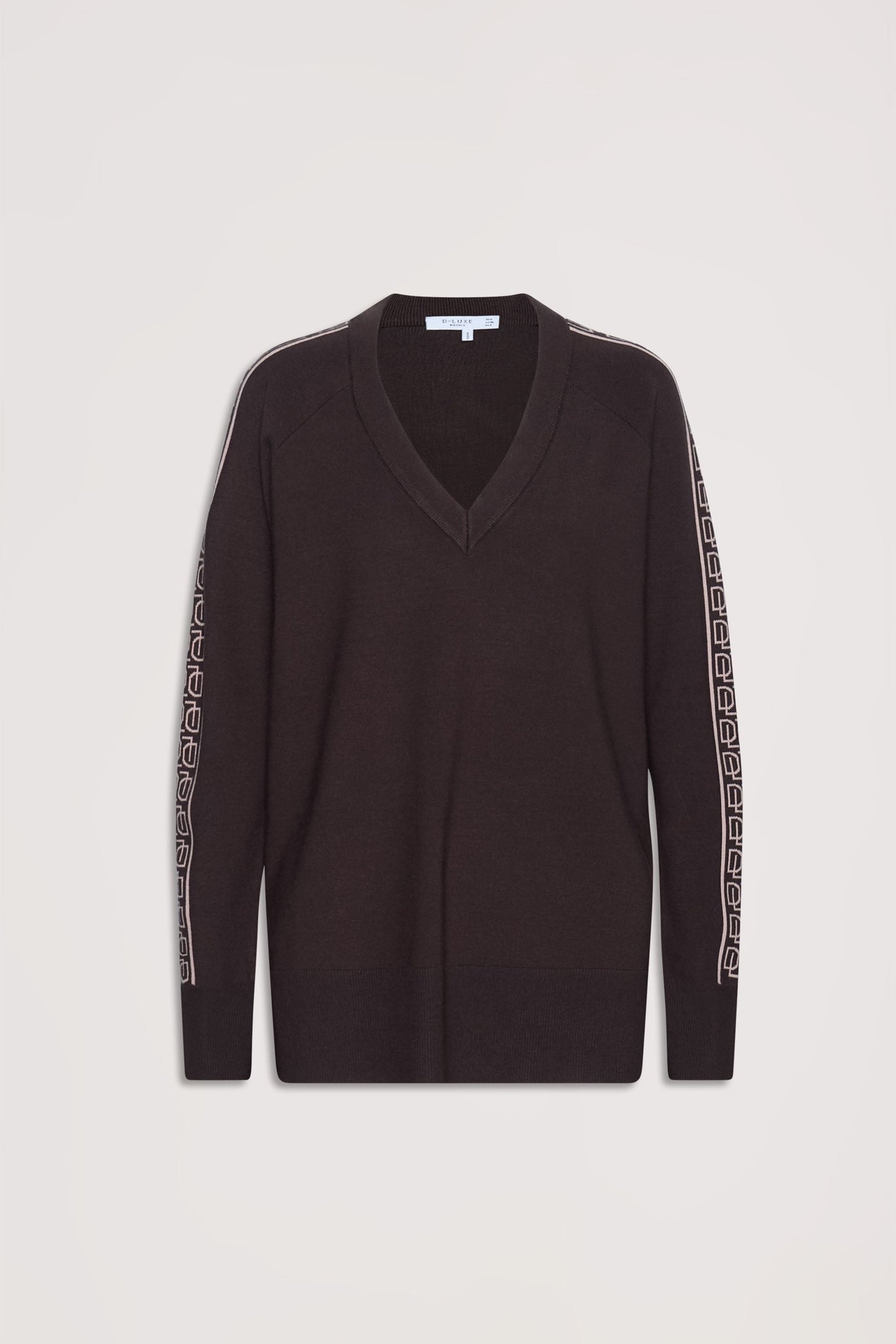 D-Luxe Contrast Logo Knit Top
