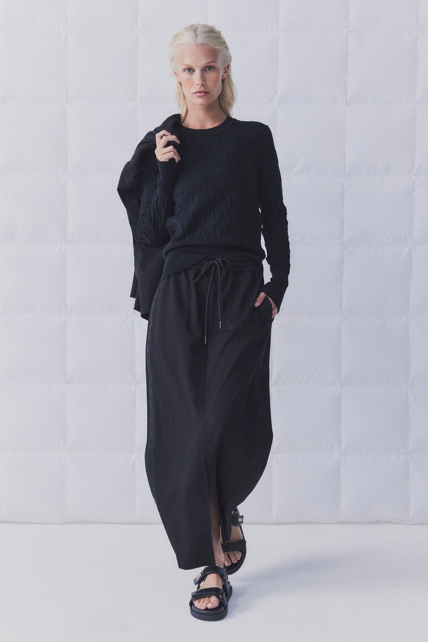 D-Luxe Logo Knitted Sweater