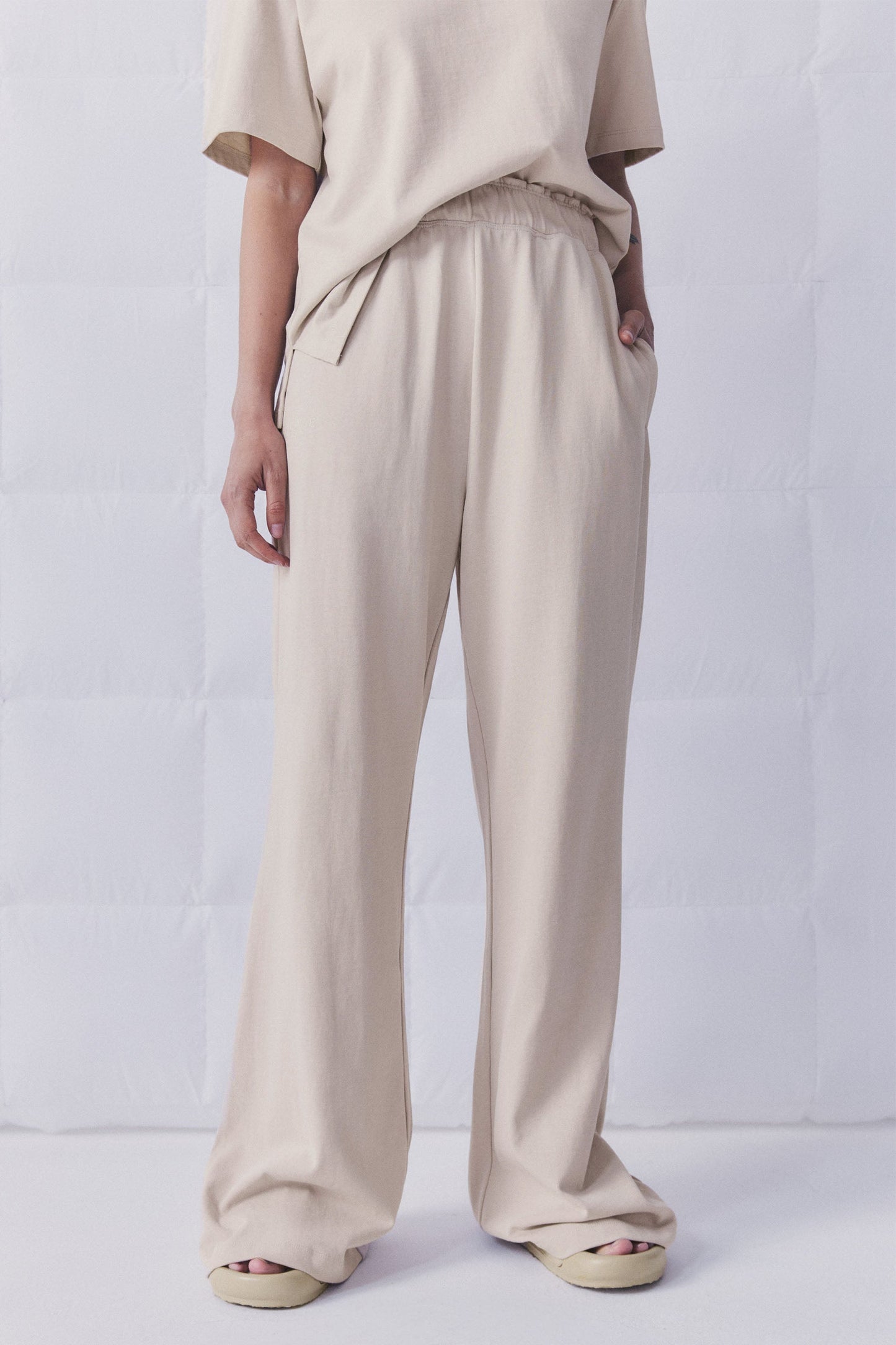 D-Luxe Wide Leg Jogger