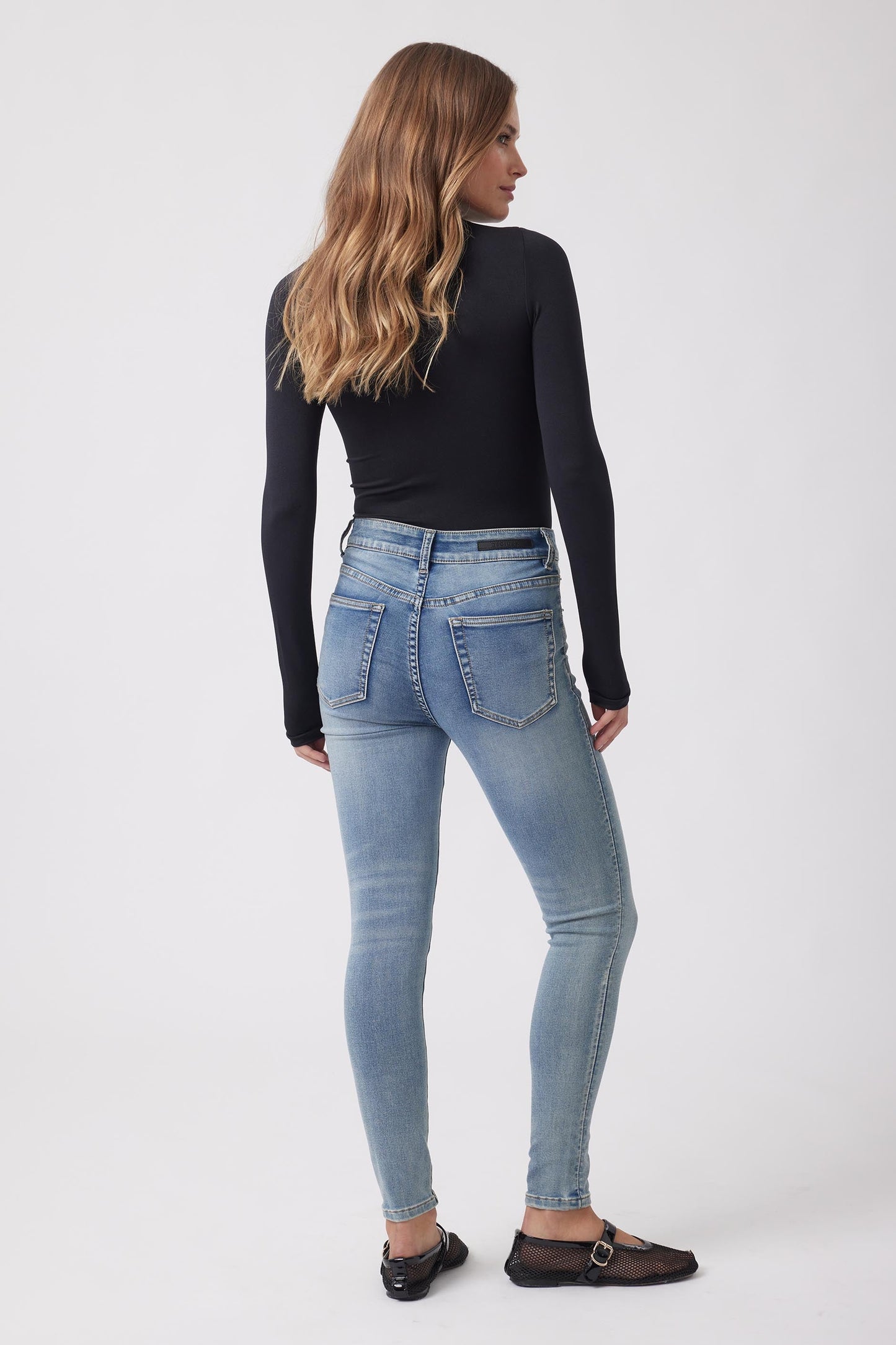 Riley 5 Pocket Skinny Jean