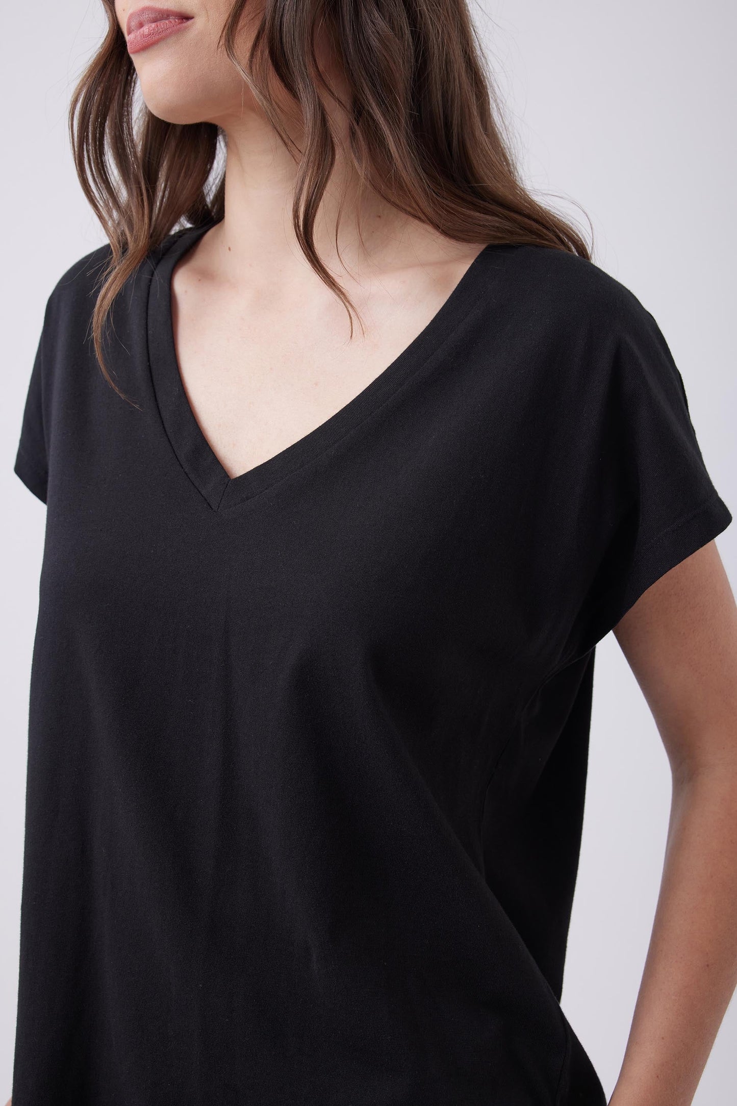 Kingsley V-Neck Tee