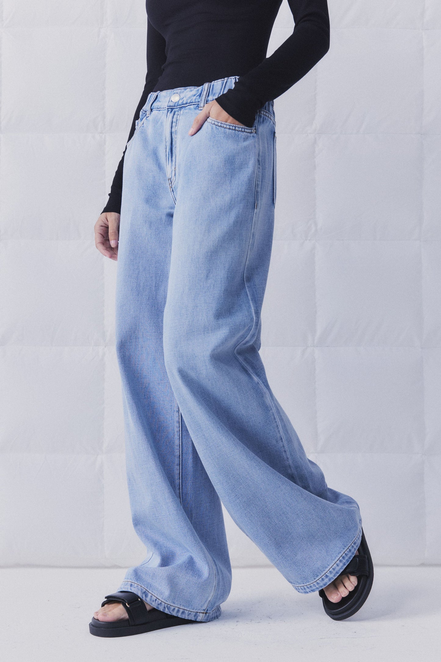 D-Luxe Wide Leg Jean