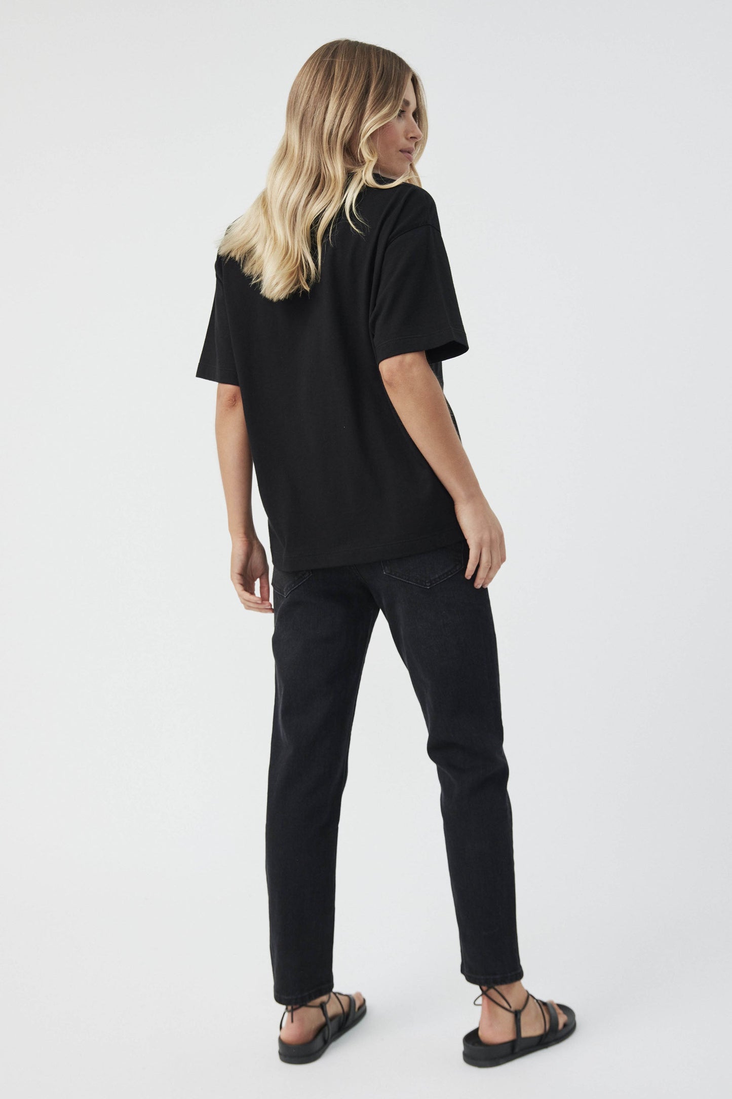 Classic Crew Neck Tee