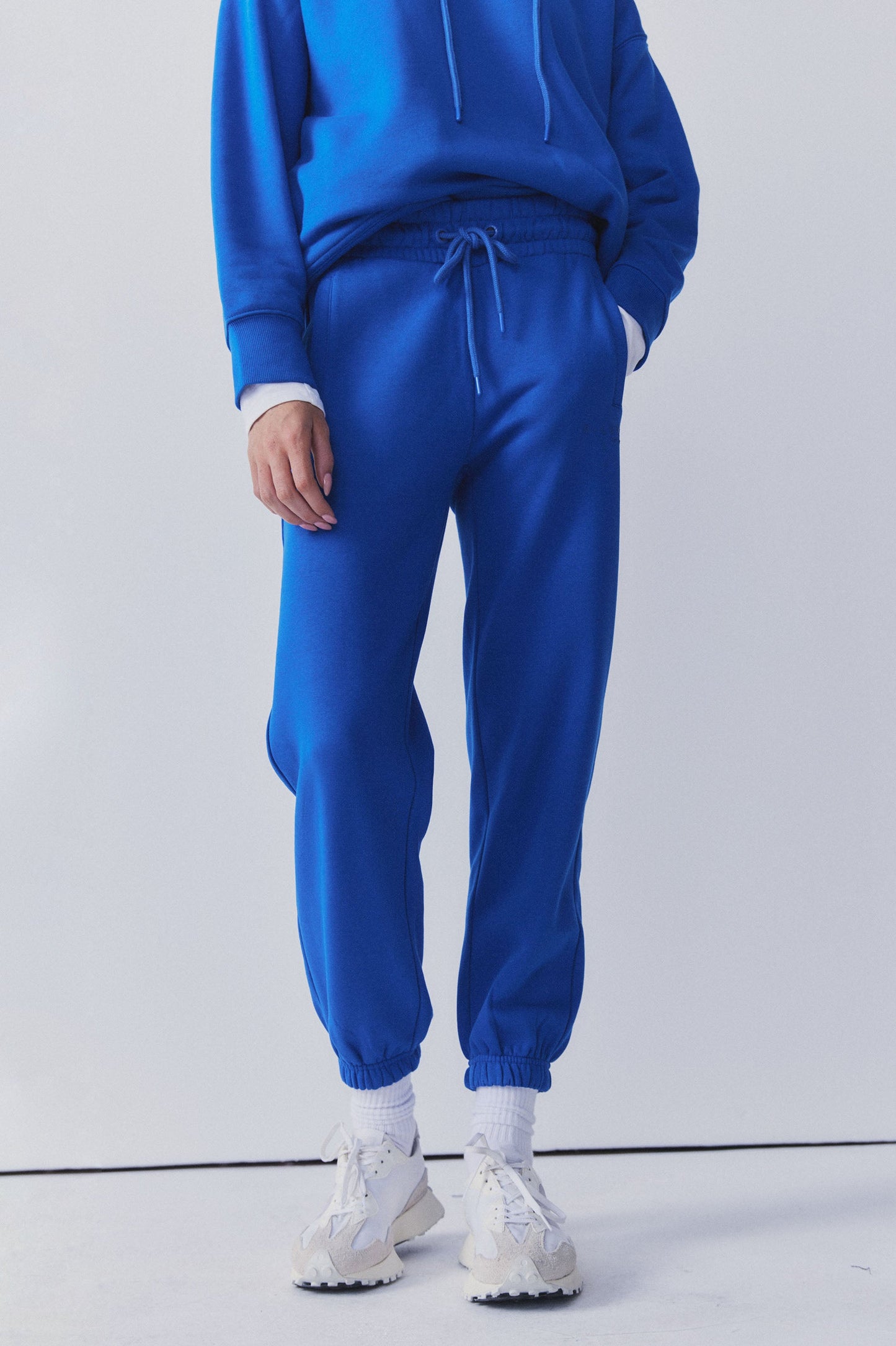 D-Luxe Essential Track Pant