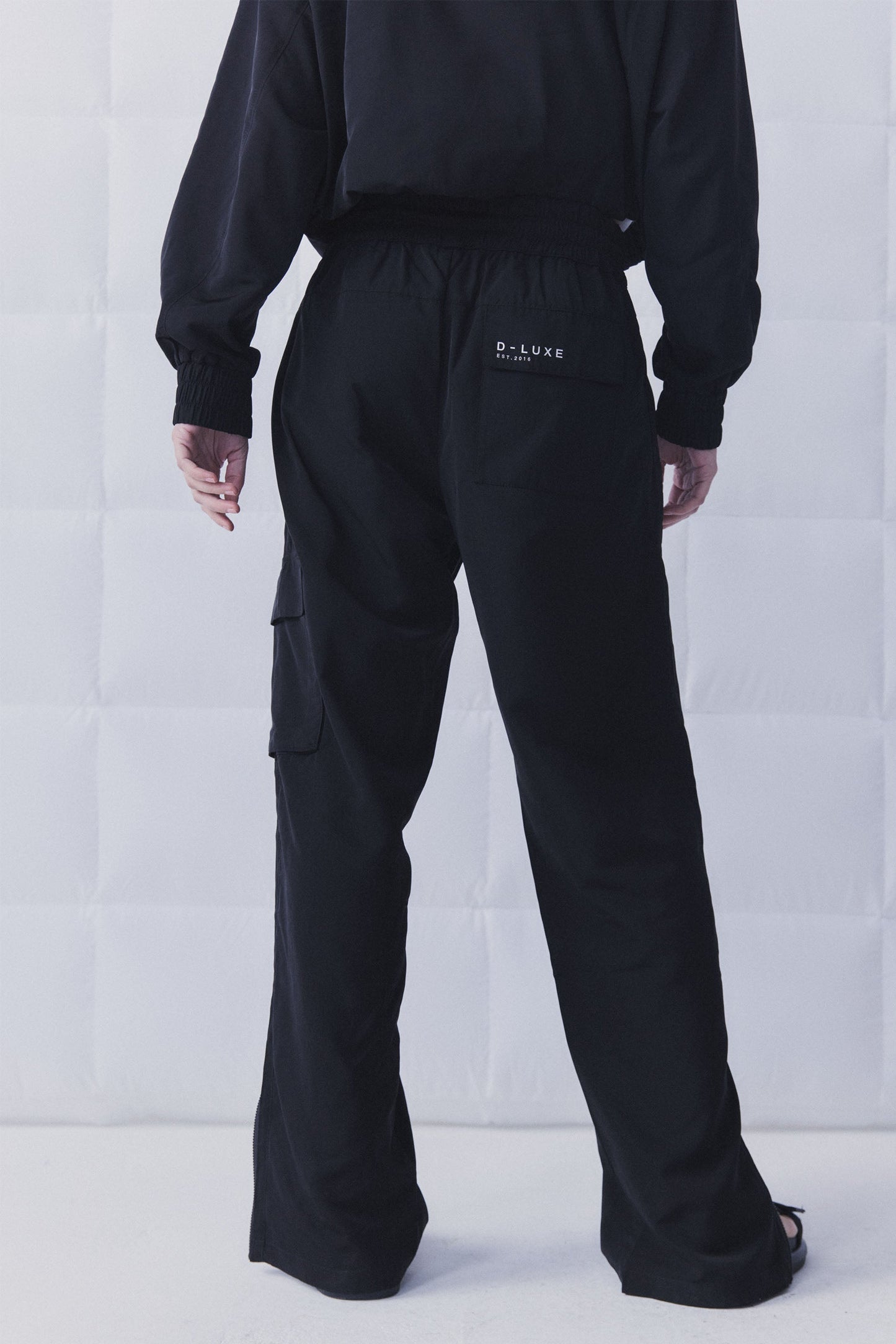 D-Luxe Side Zip Jogger