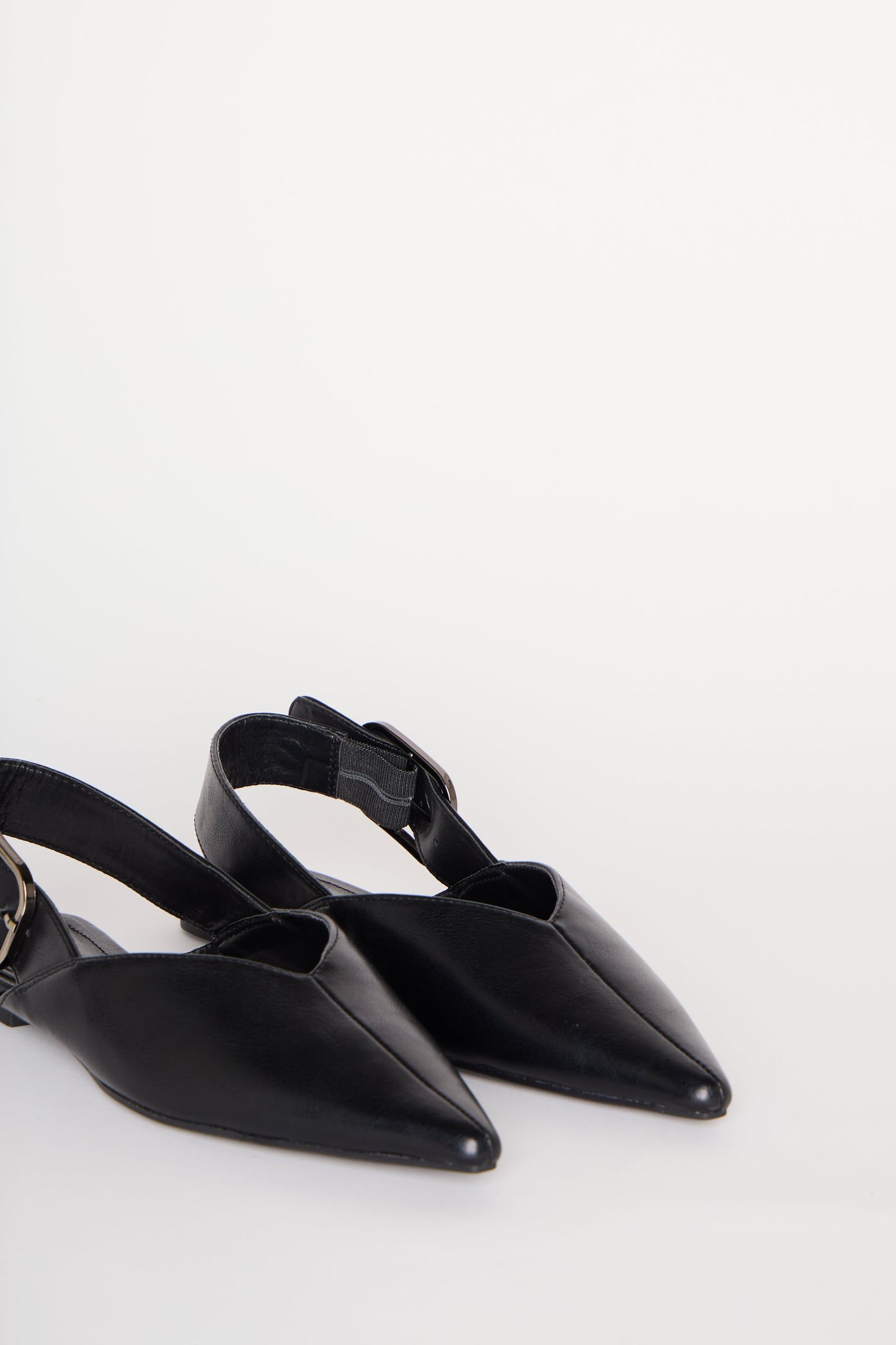 Tilly Point Sling Back
