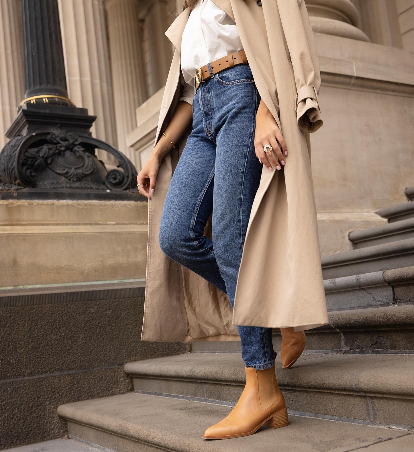 Comfortable Women's Tan Leather Chelsea Boots