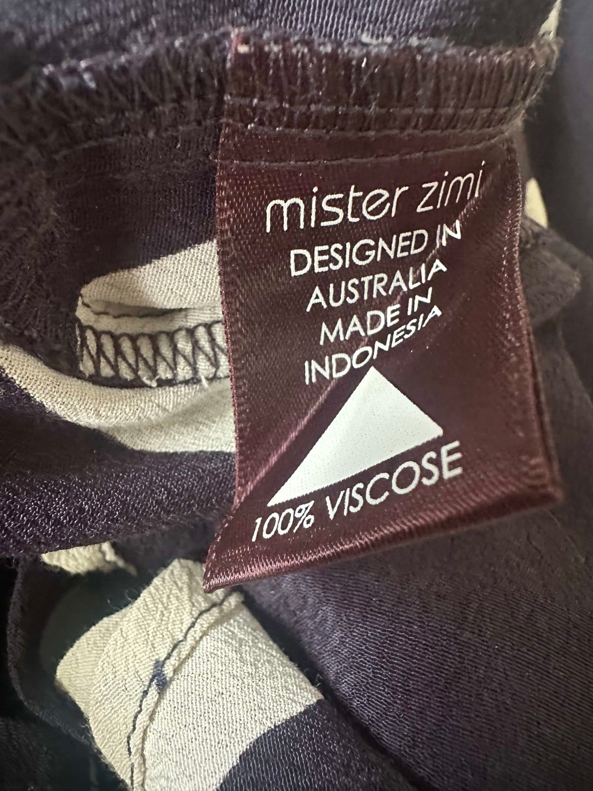 214743