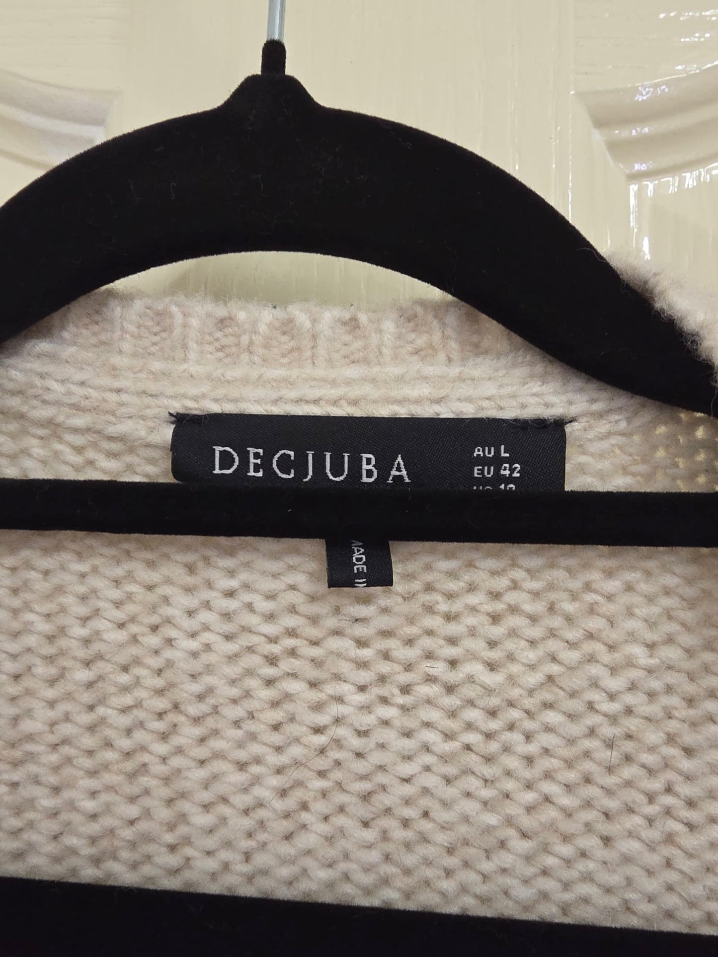 134004