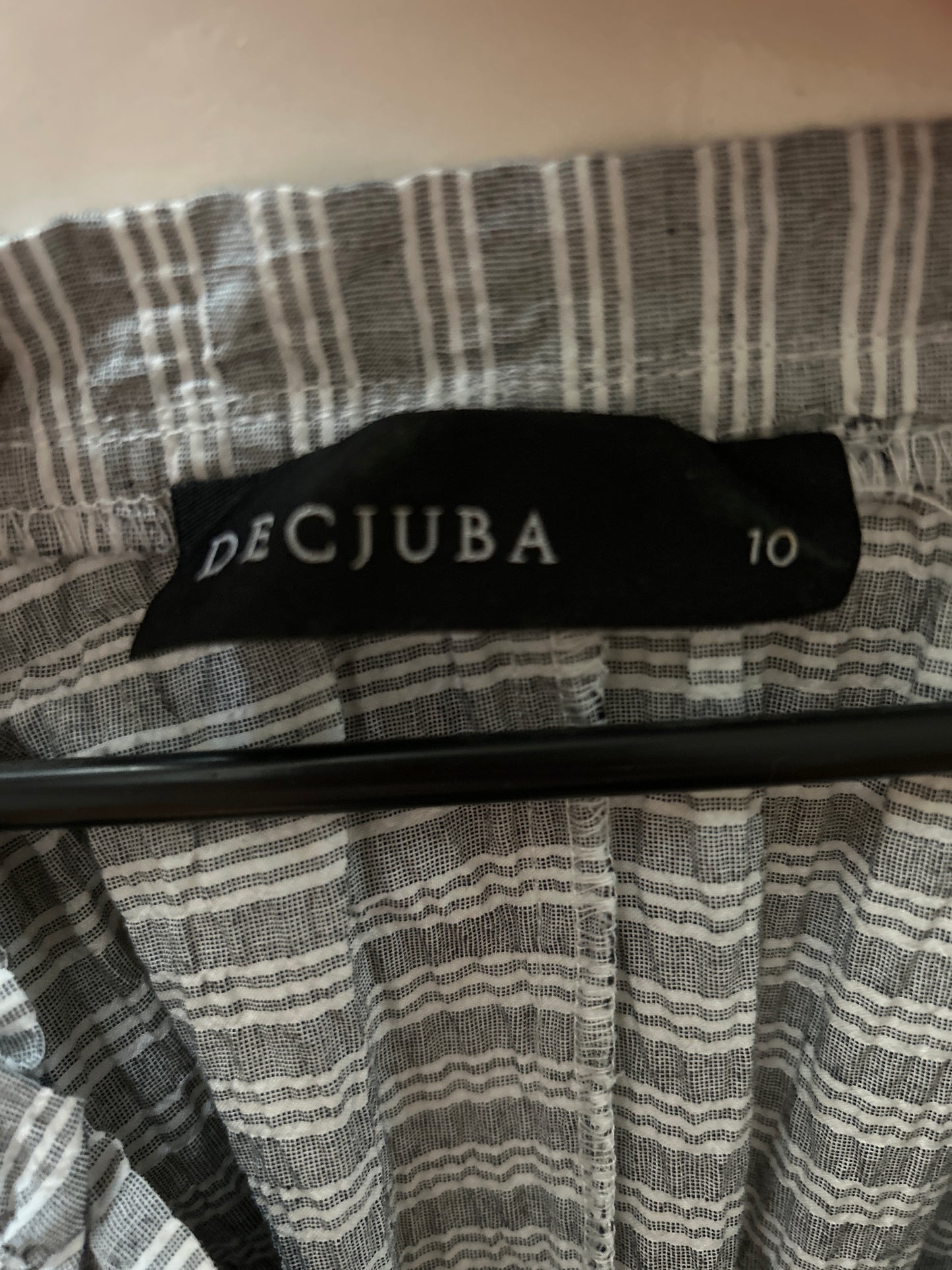 25795