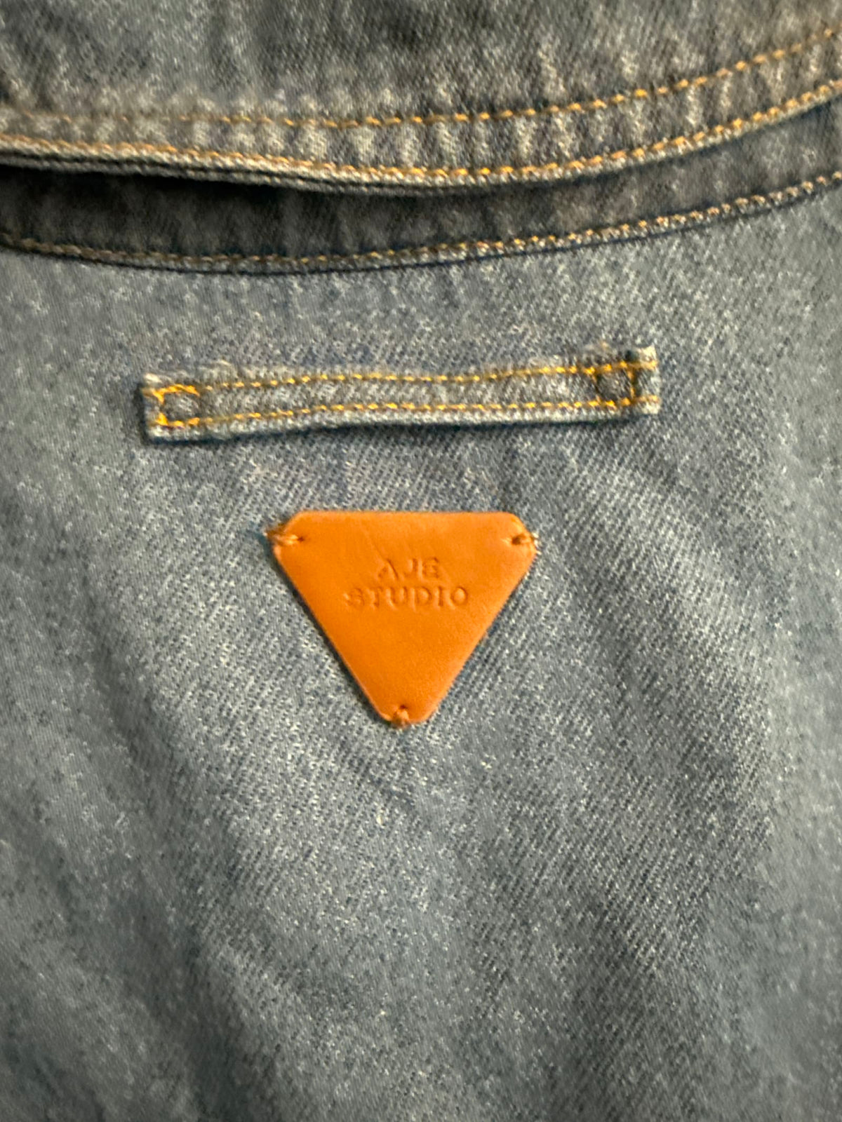 198257