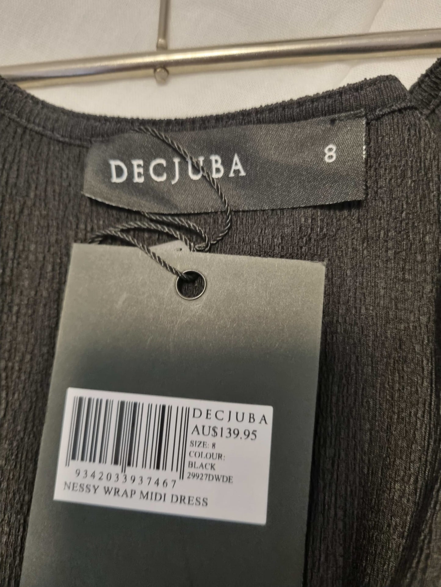 116828