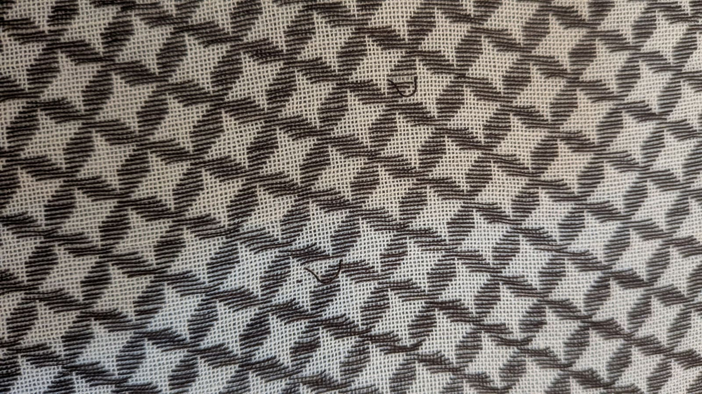 162558