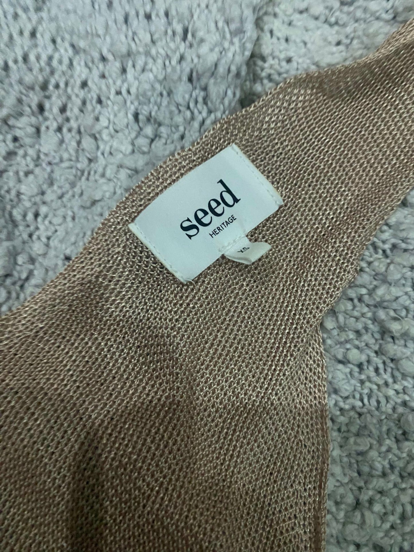 87067