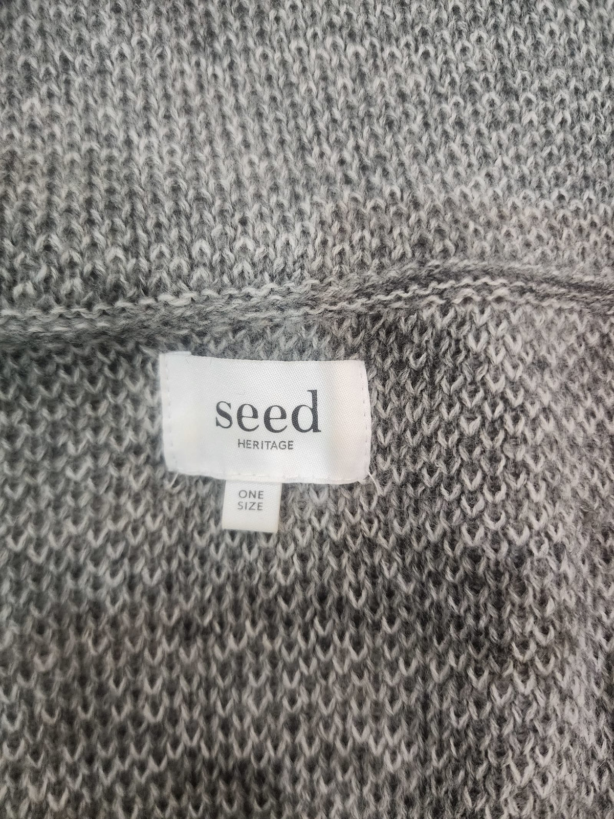 216775