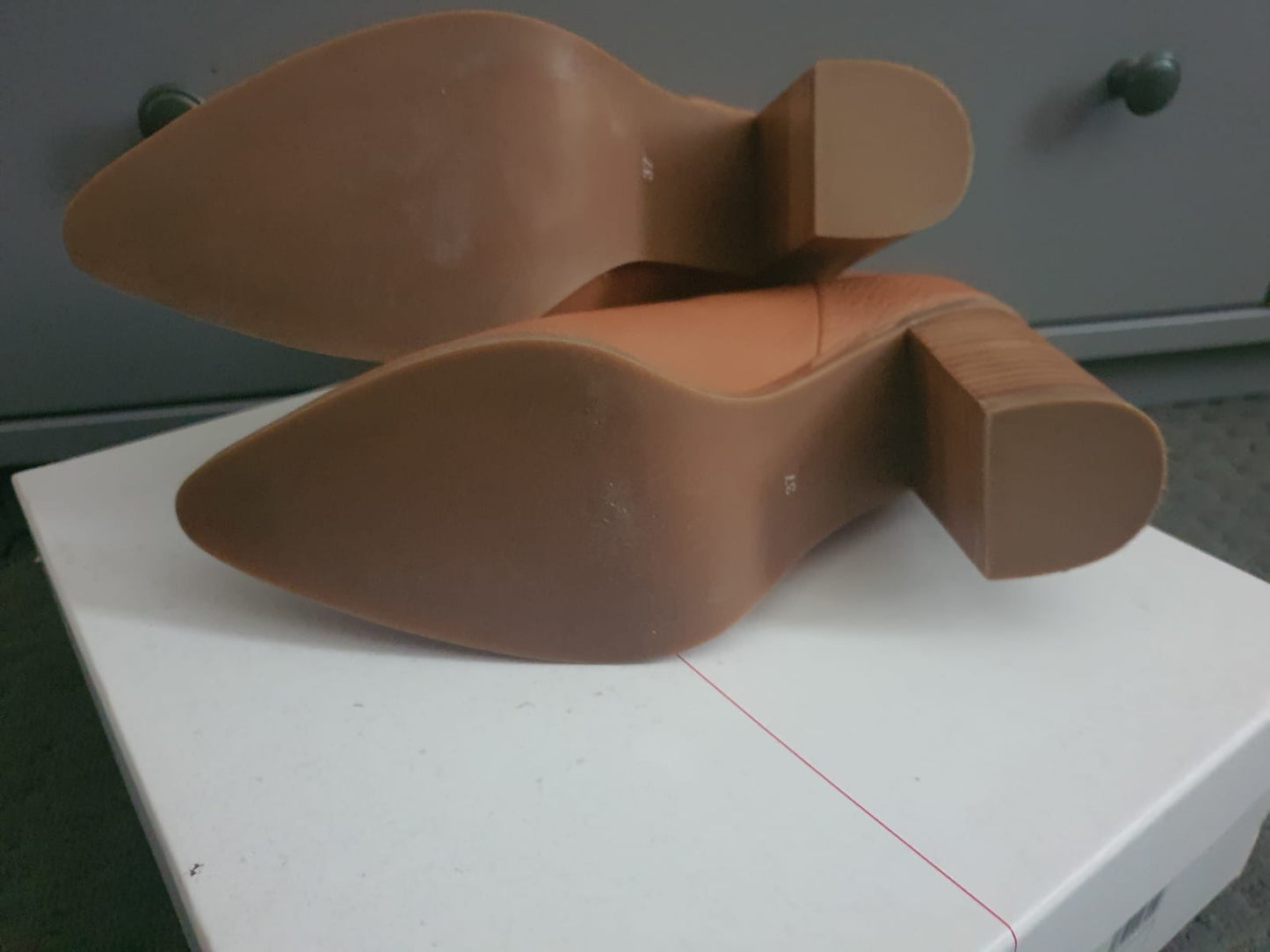 135561