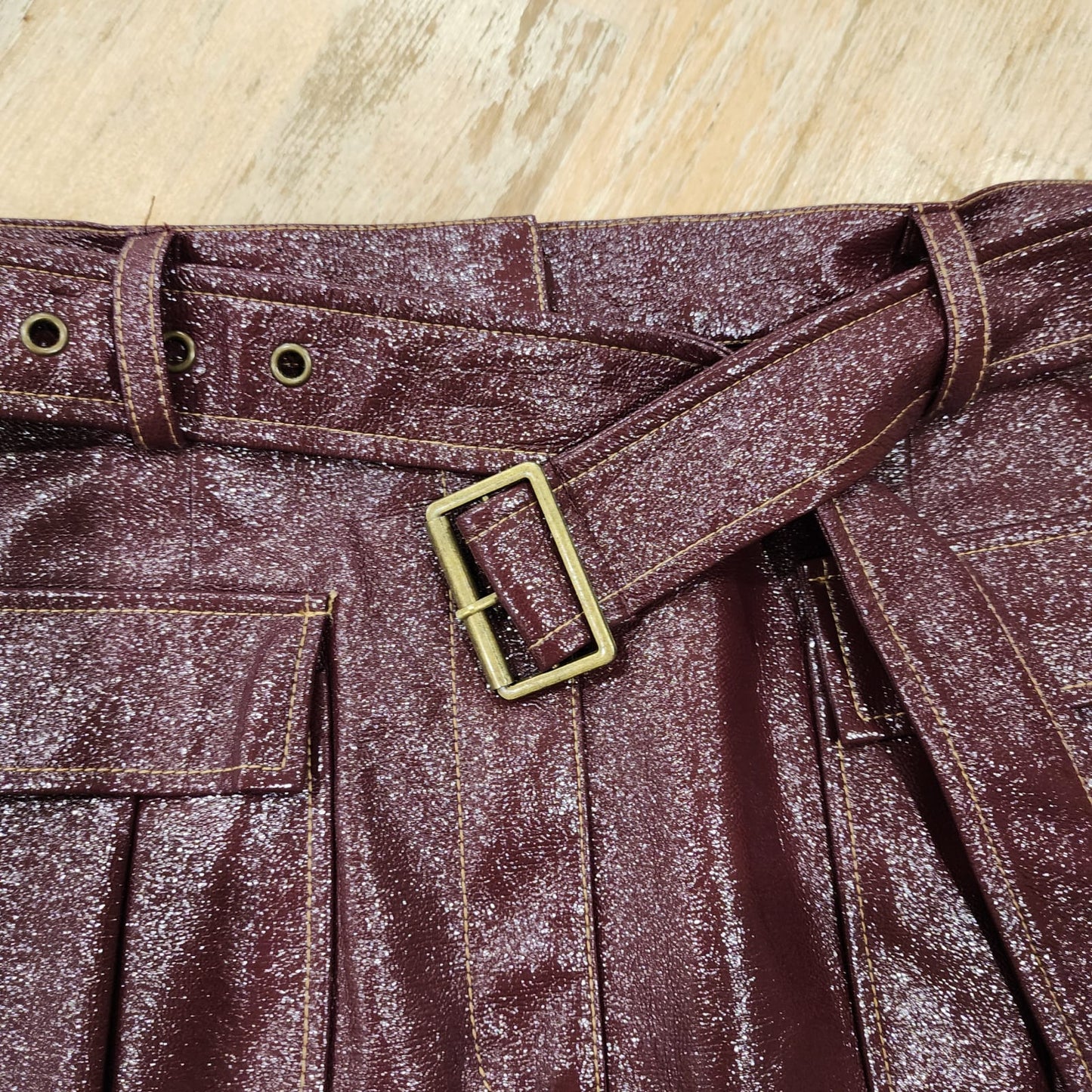 137067