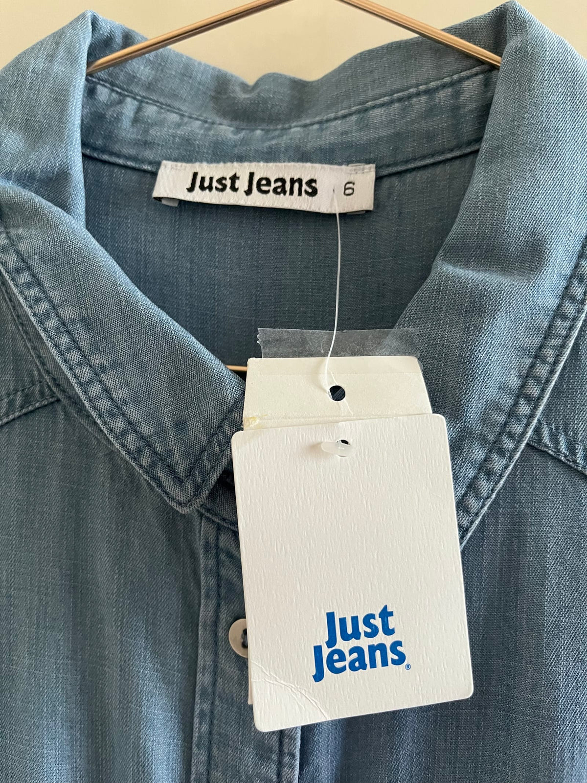 225135