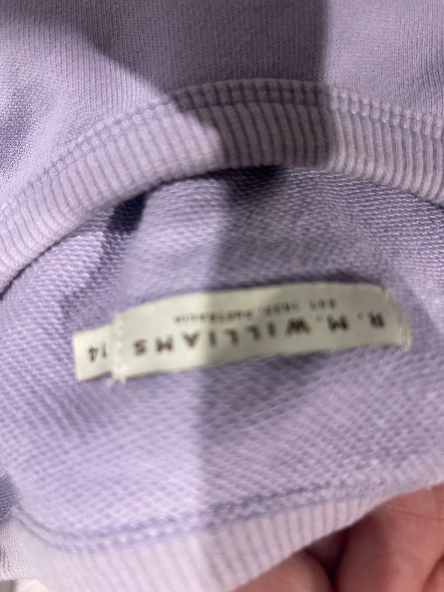 152368