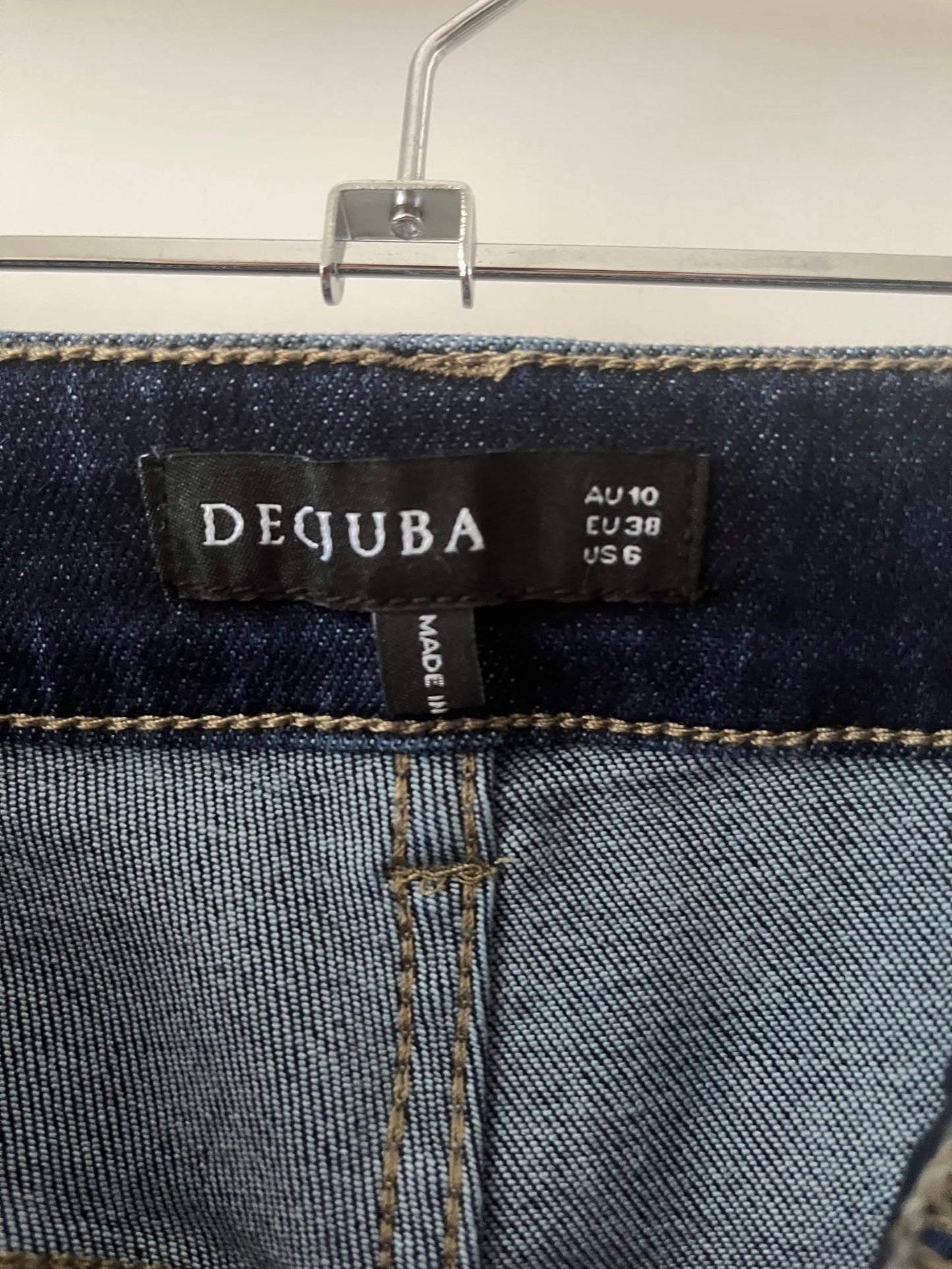 183660