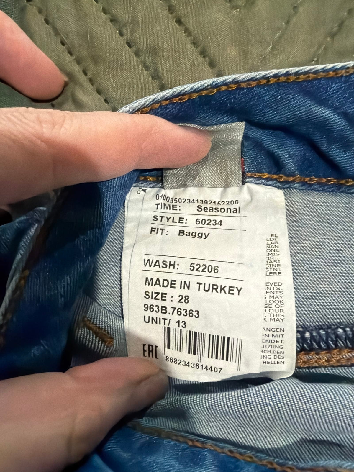 174480