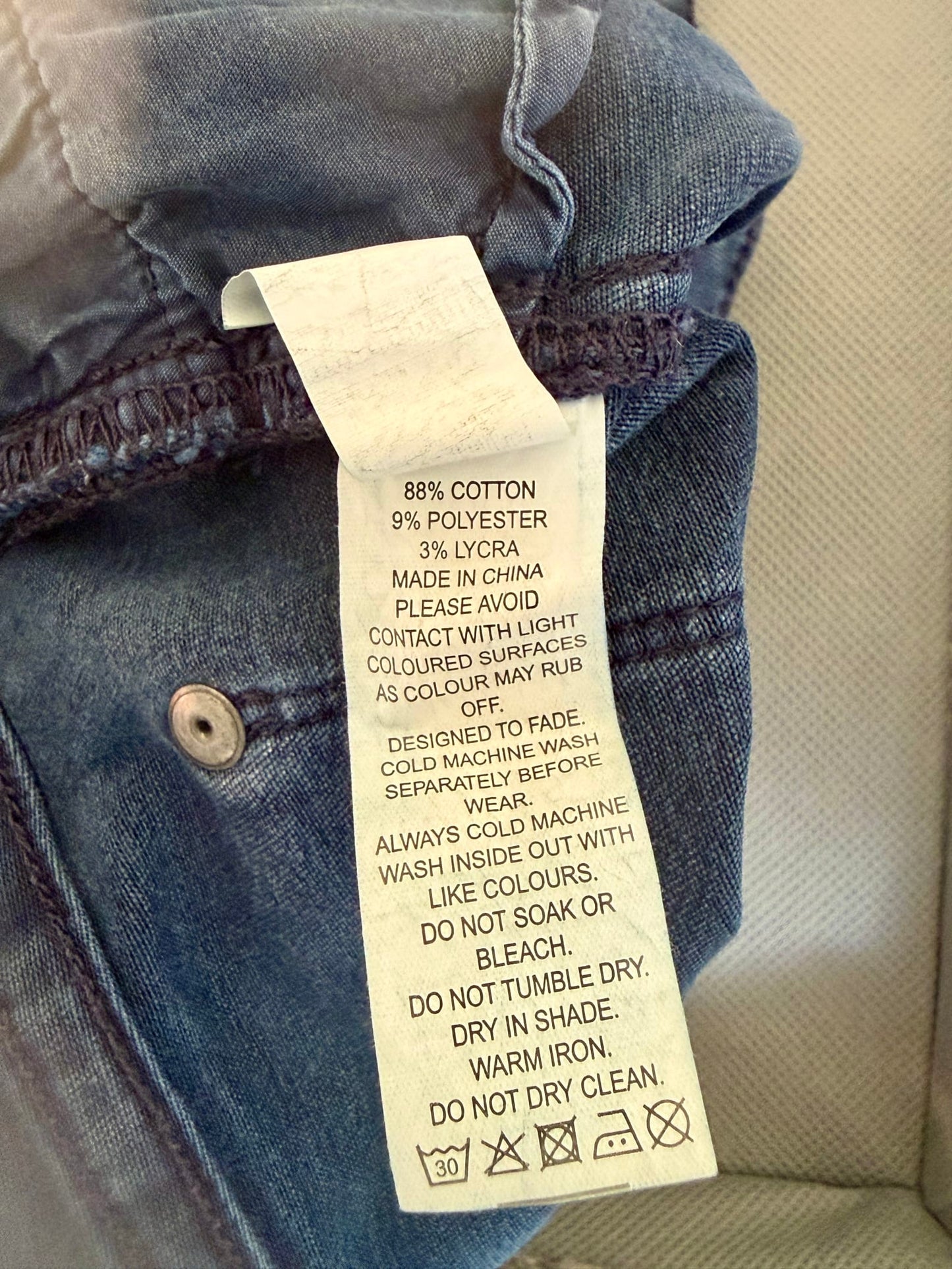 137868