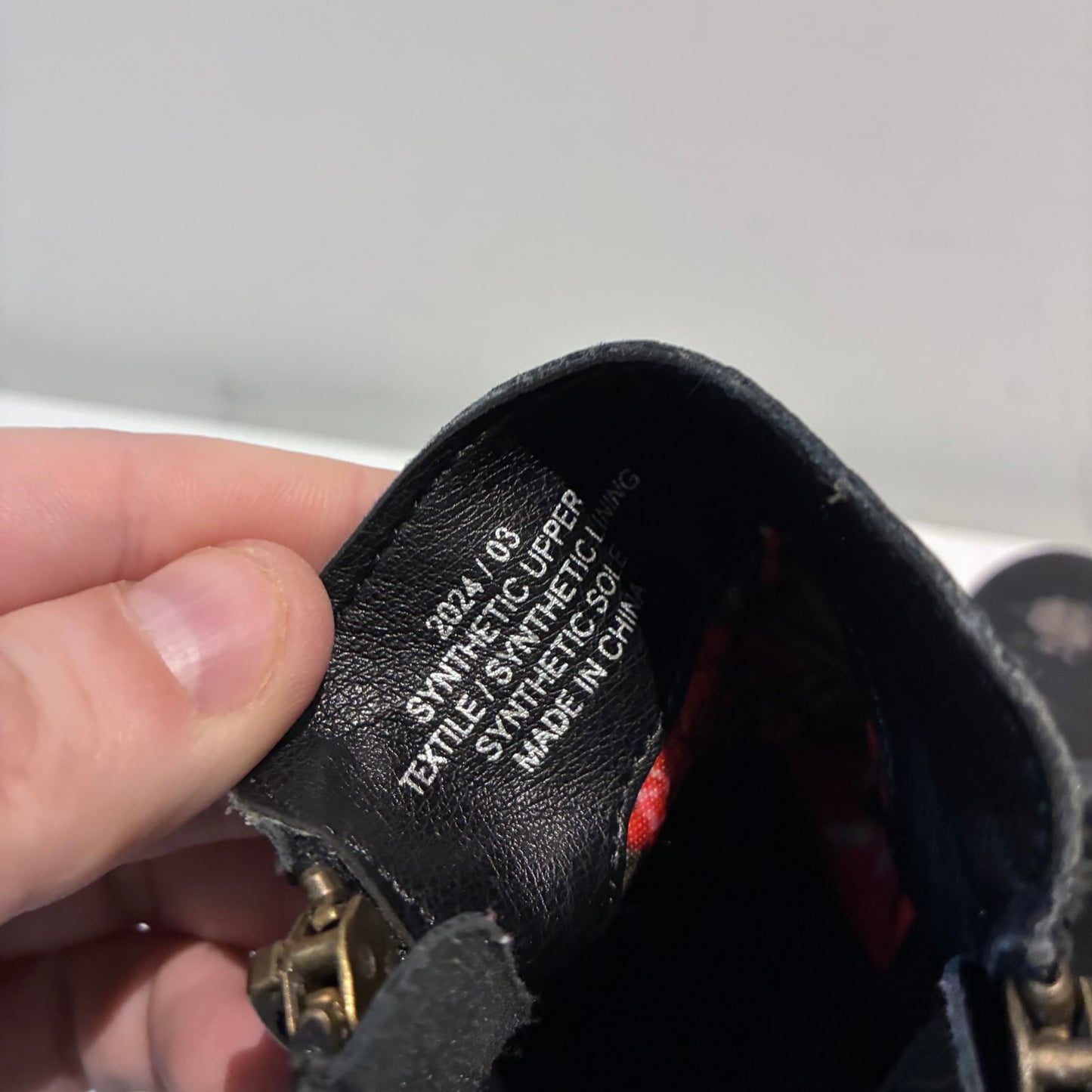 127461