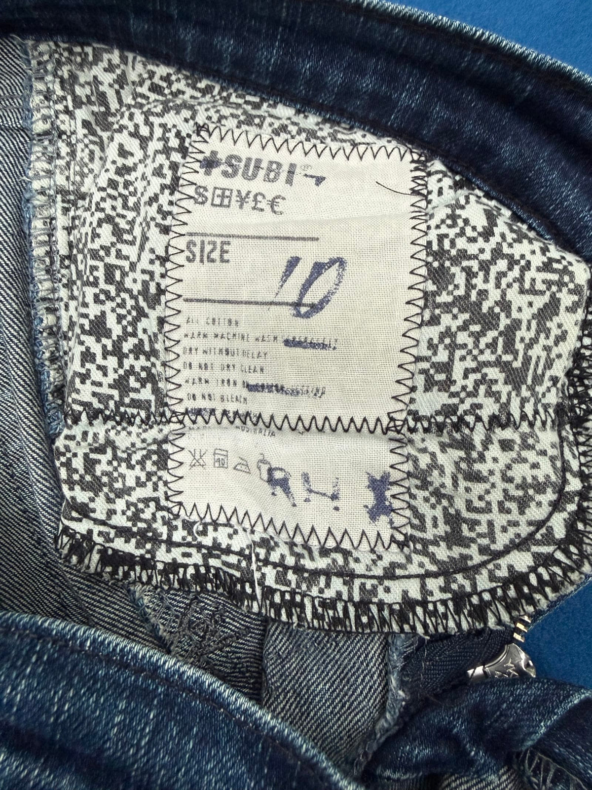 116763