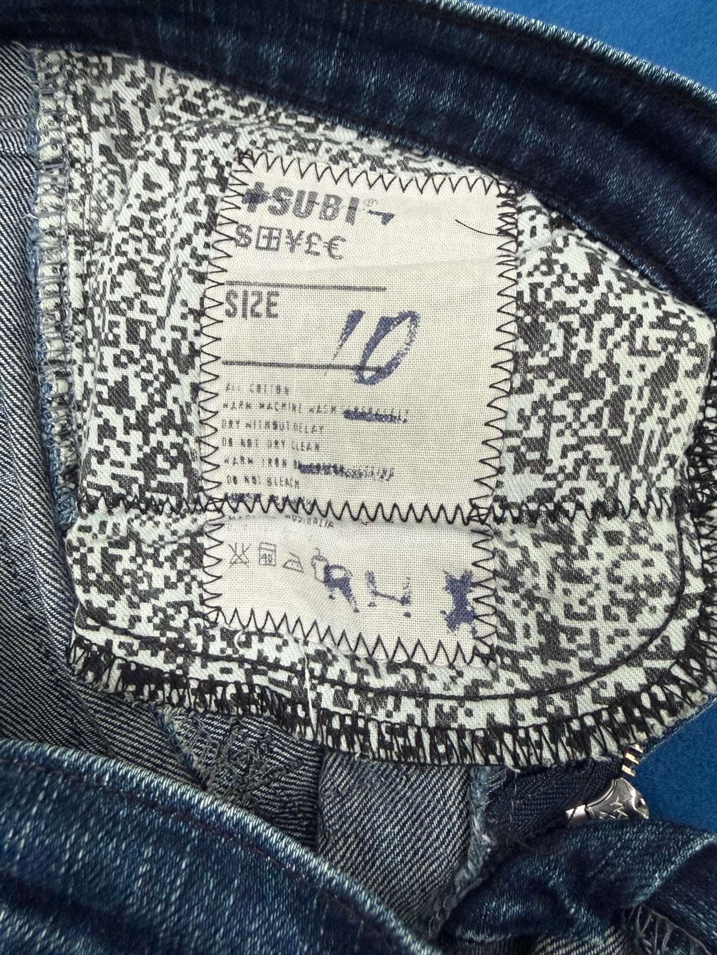 116763