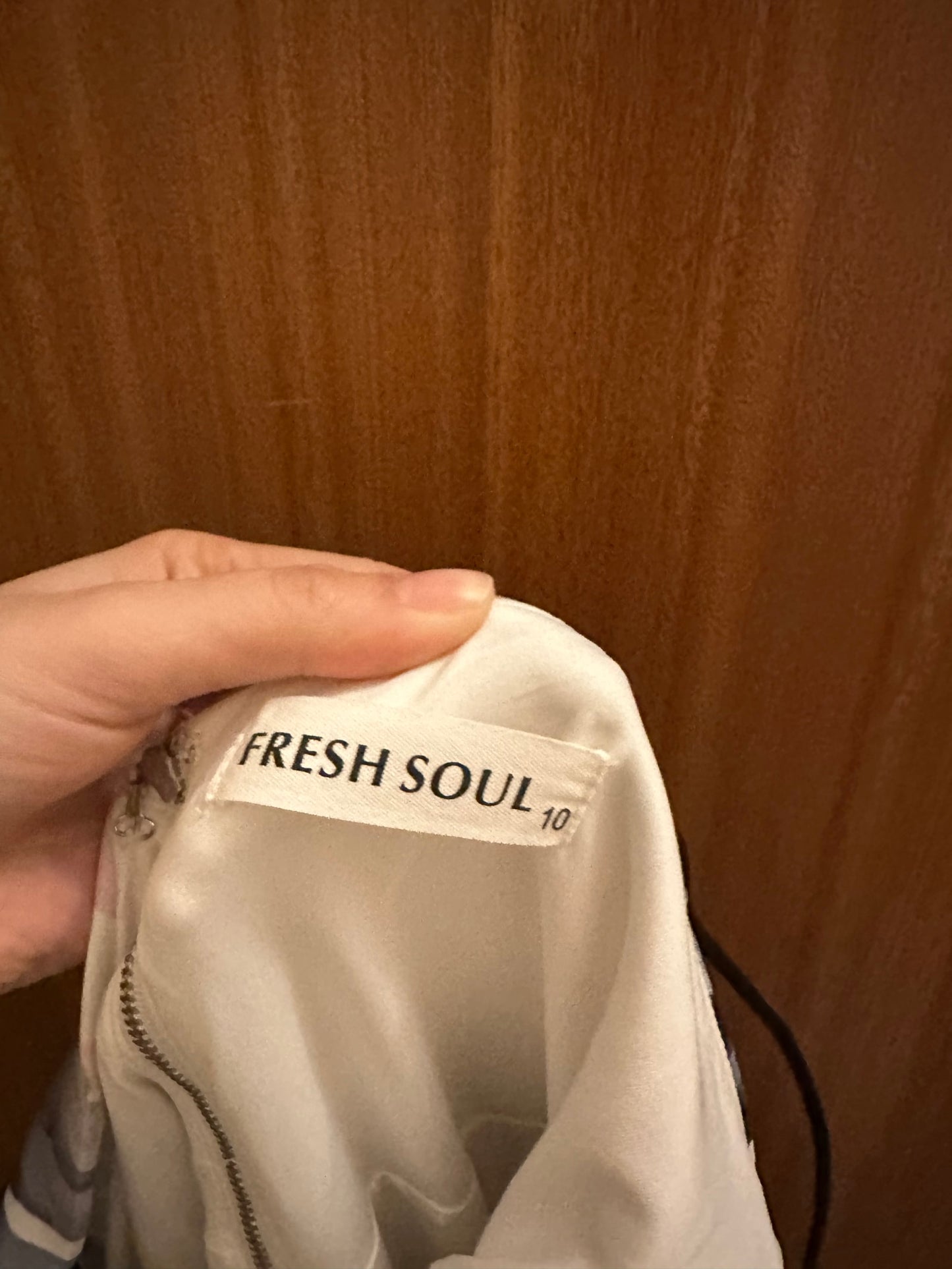 143338