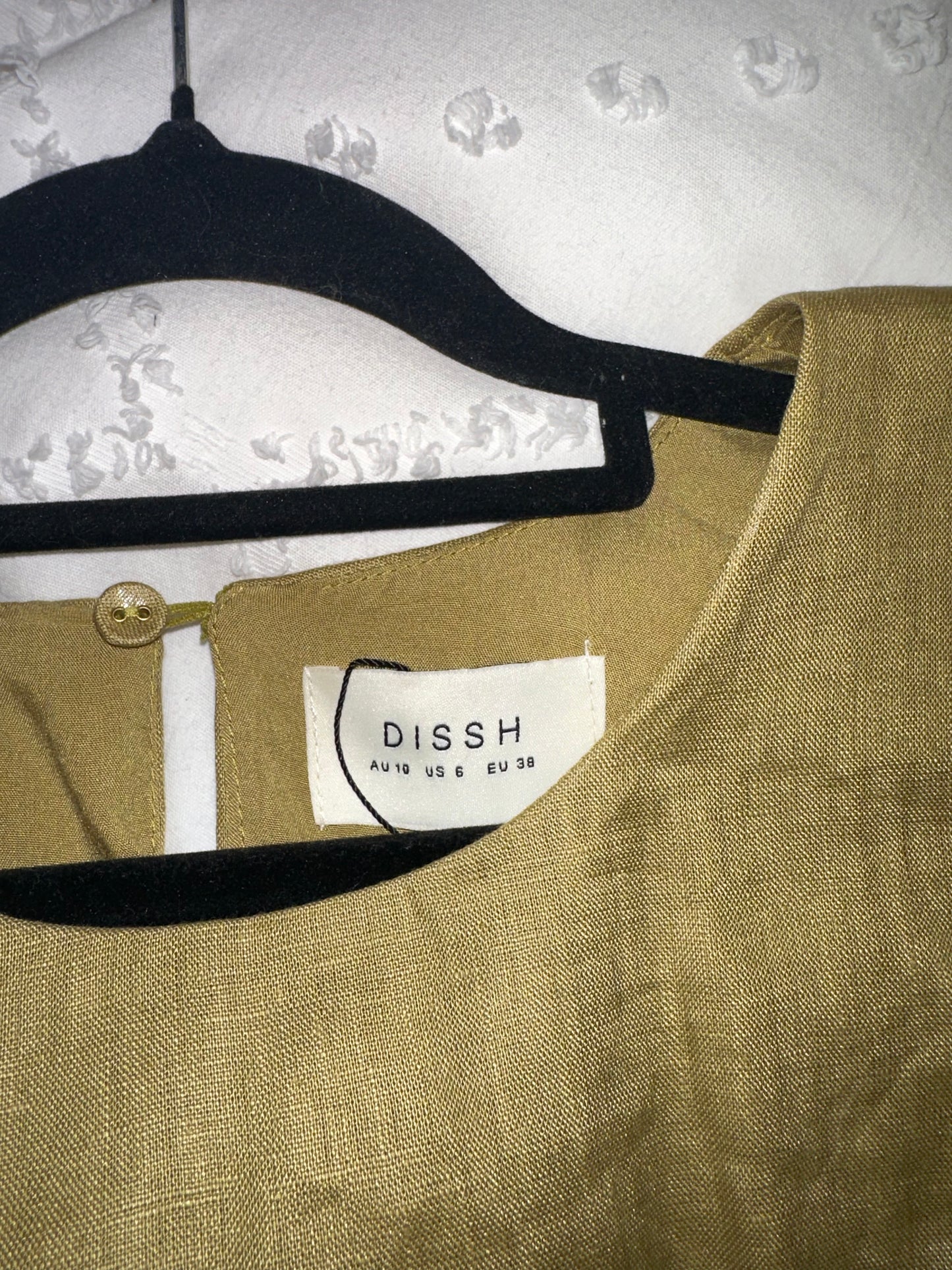 18892