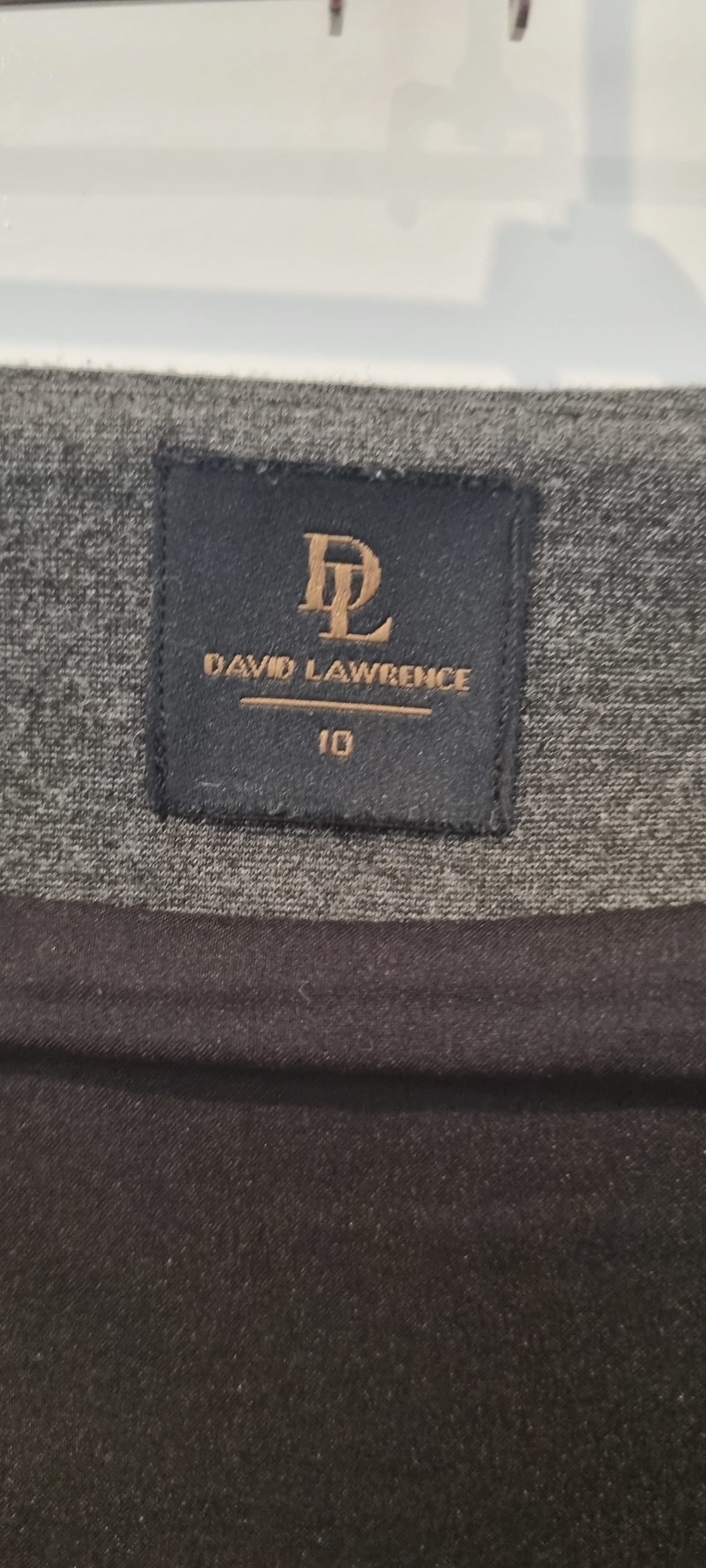 133713