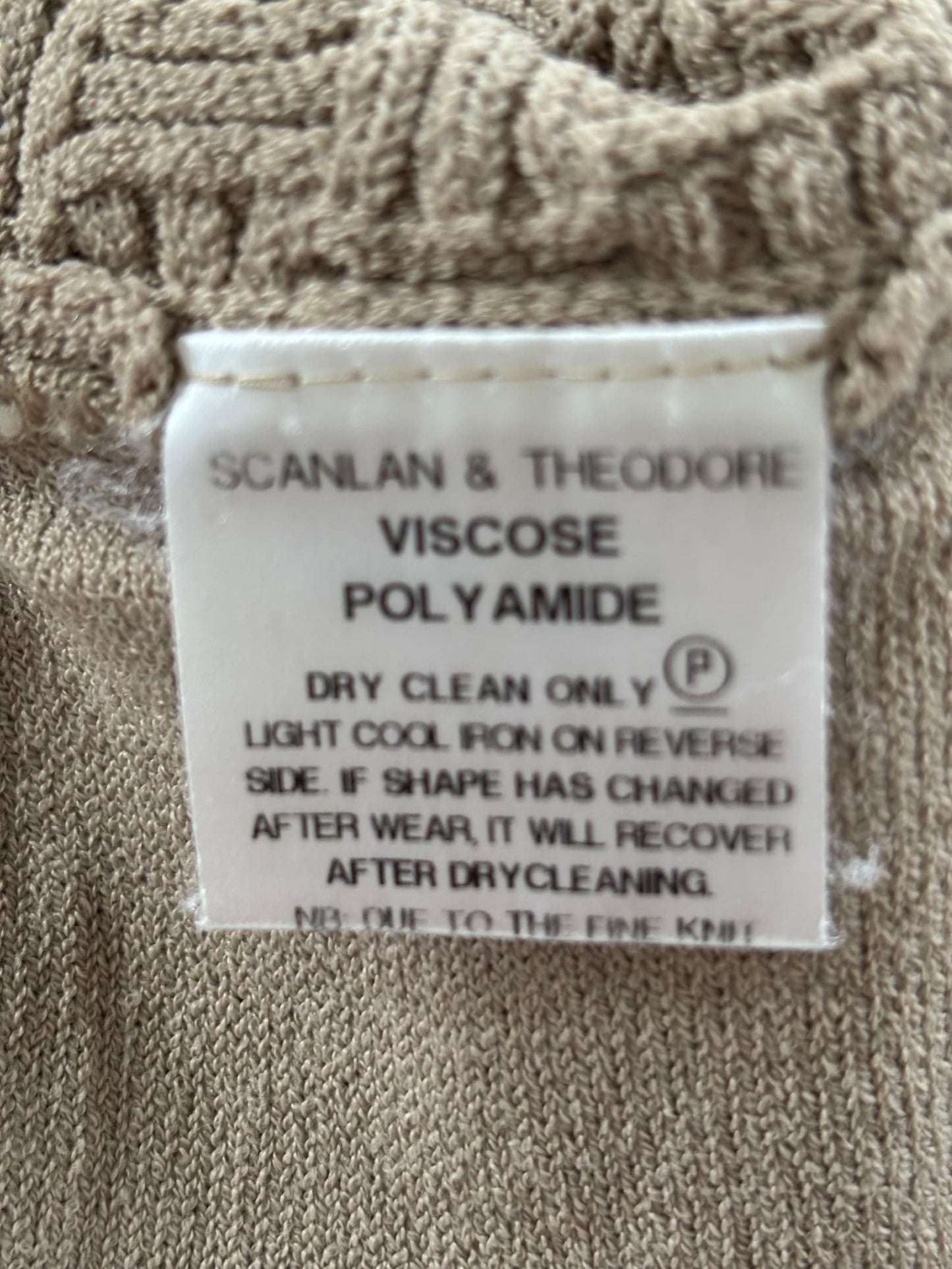 107686