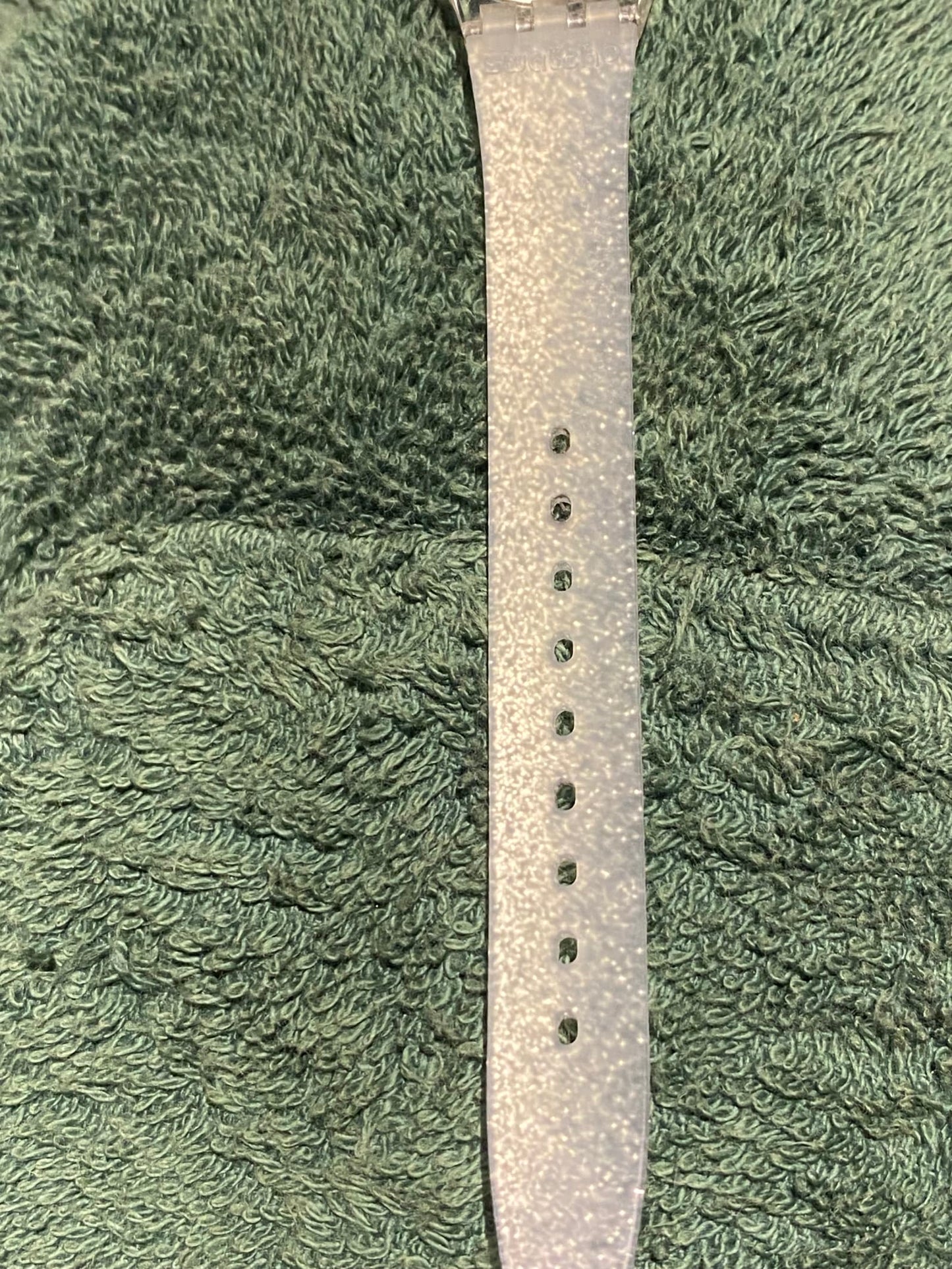 159607