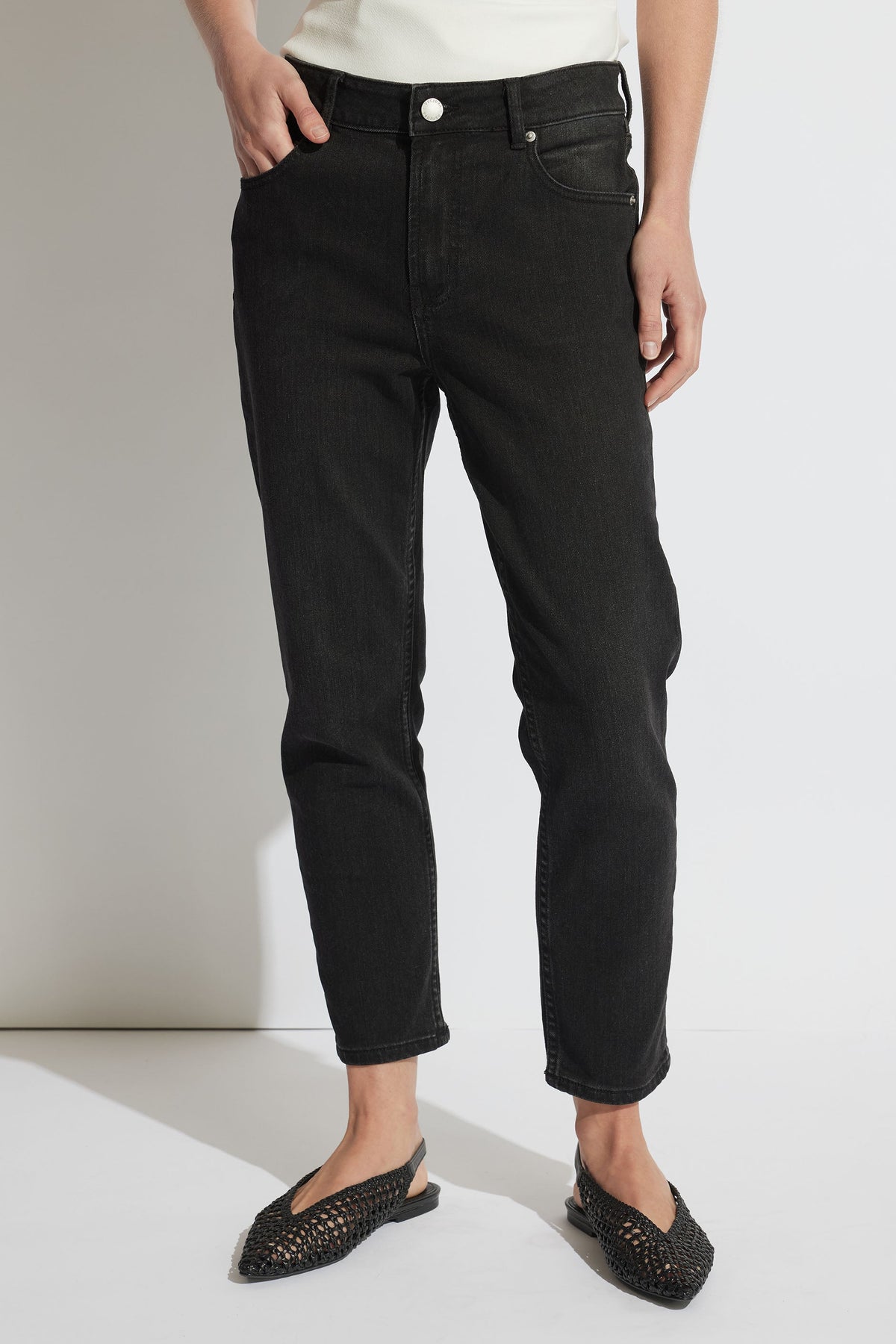 Alexa Girlfriend Jean