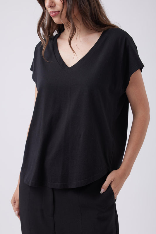 Kingsley V-Neck Tee