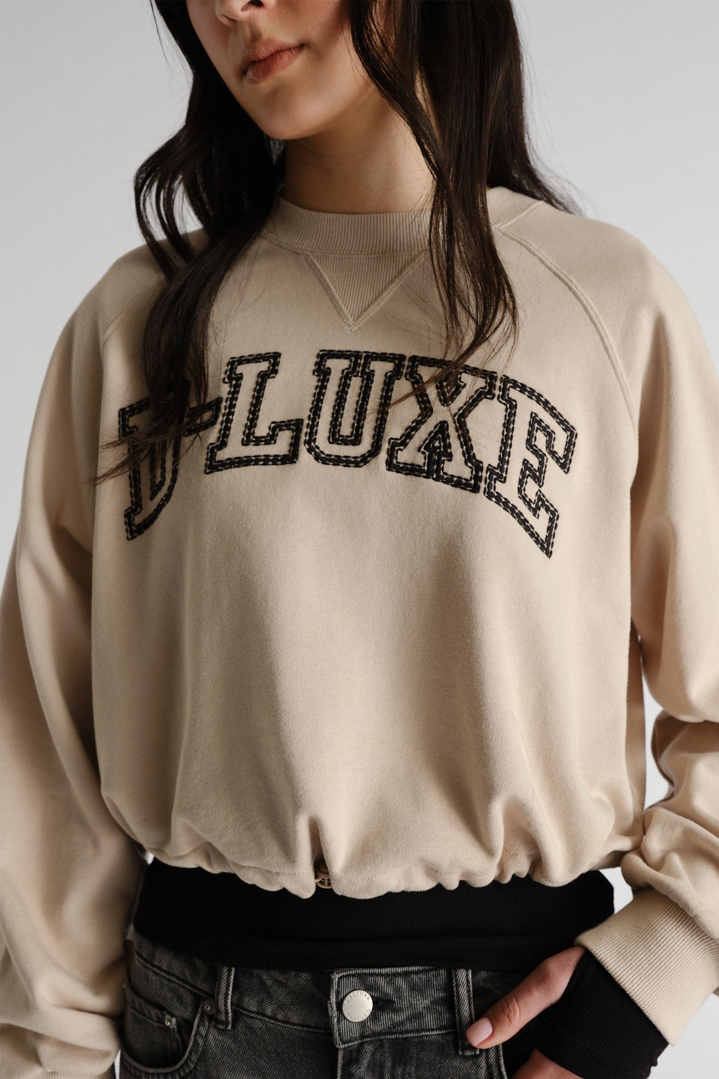 D-Luxe Logo Drawcord Sweat