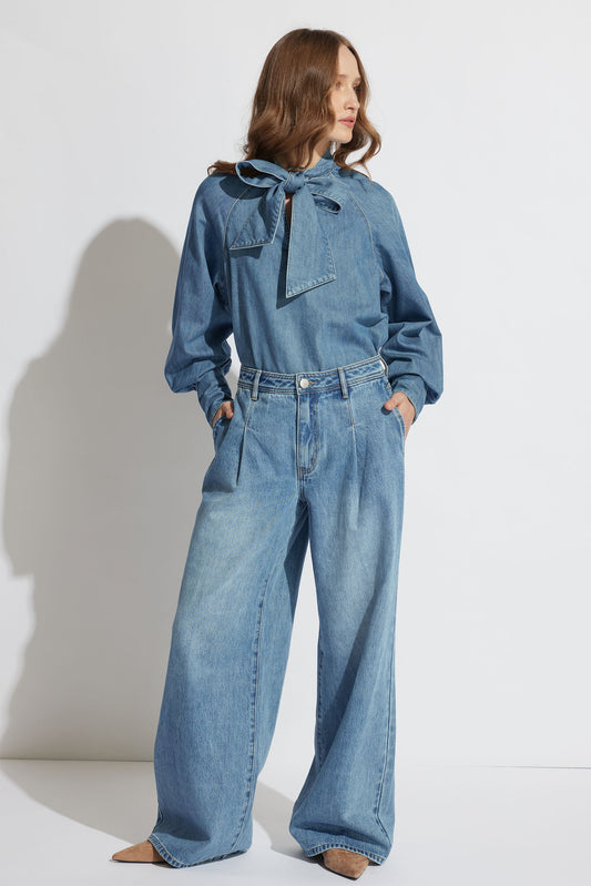 Amelia Pleated Wide Leg Jean