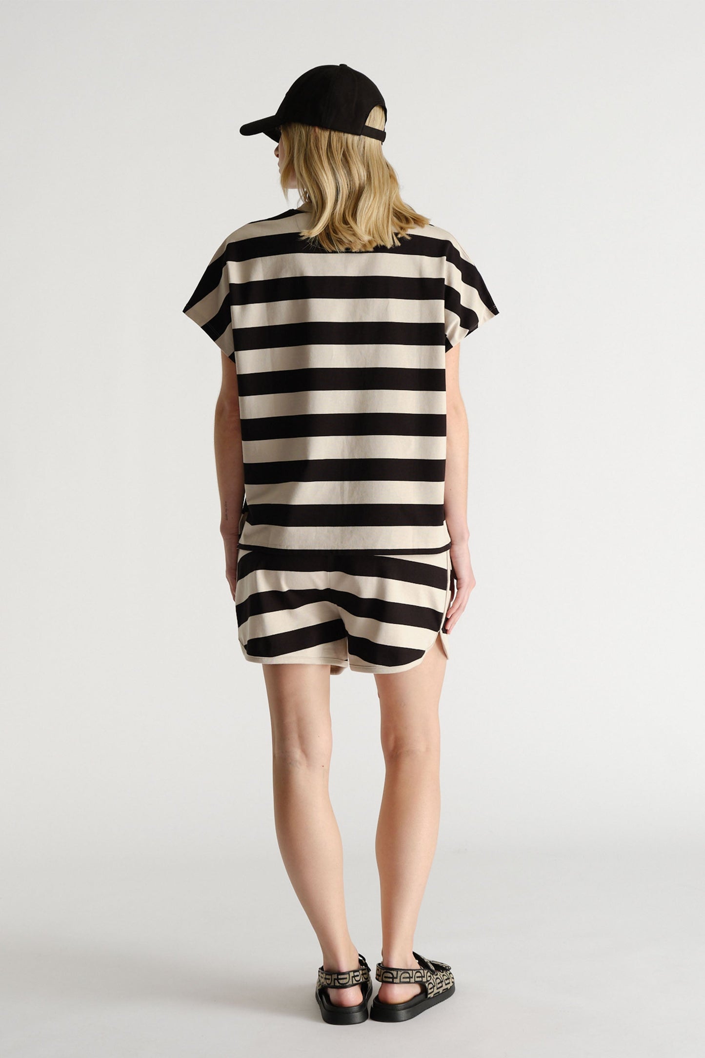 D-Luxe Bold Stripe Short