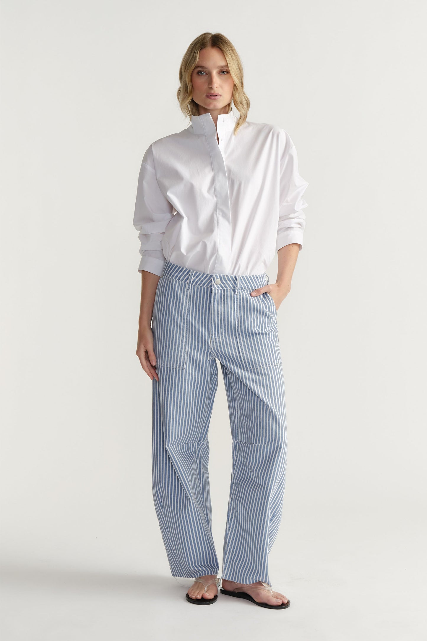 D-Luxe Mid Rise Barrel Jeans