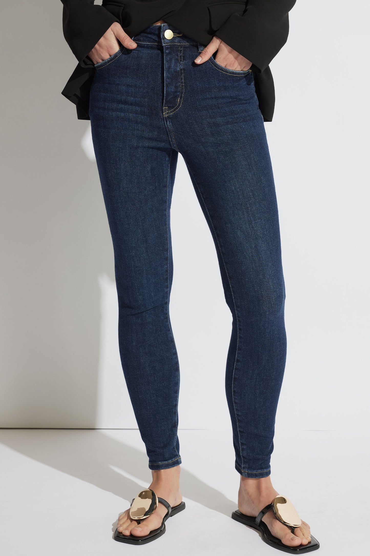 Evie High Rise Skinny Jean