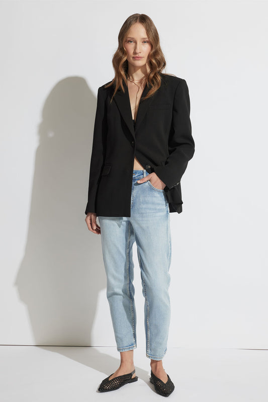 Alexa Girlfriend Jean