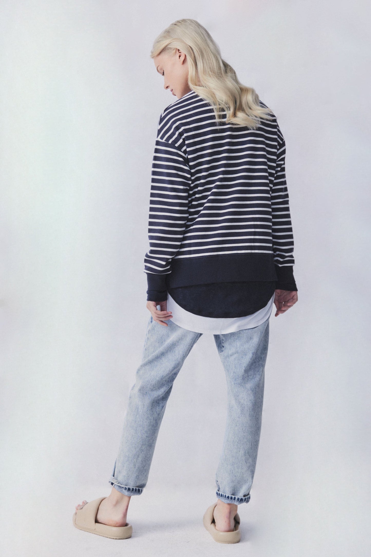D-Luxe Embroidered Text Sweat