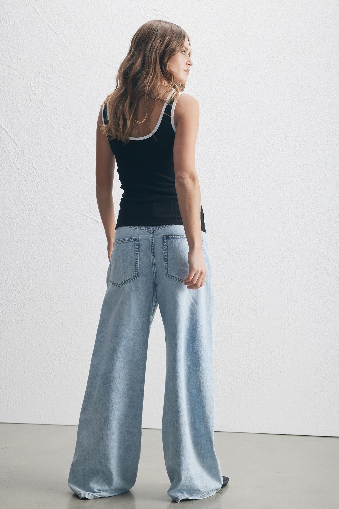Tess Rib Tank