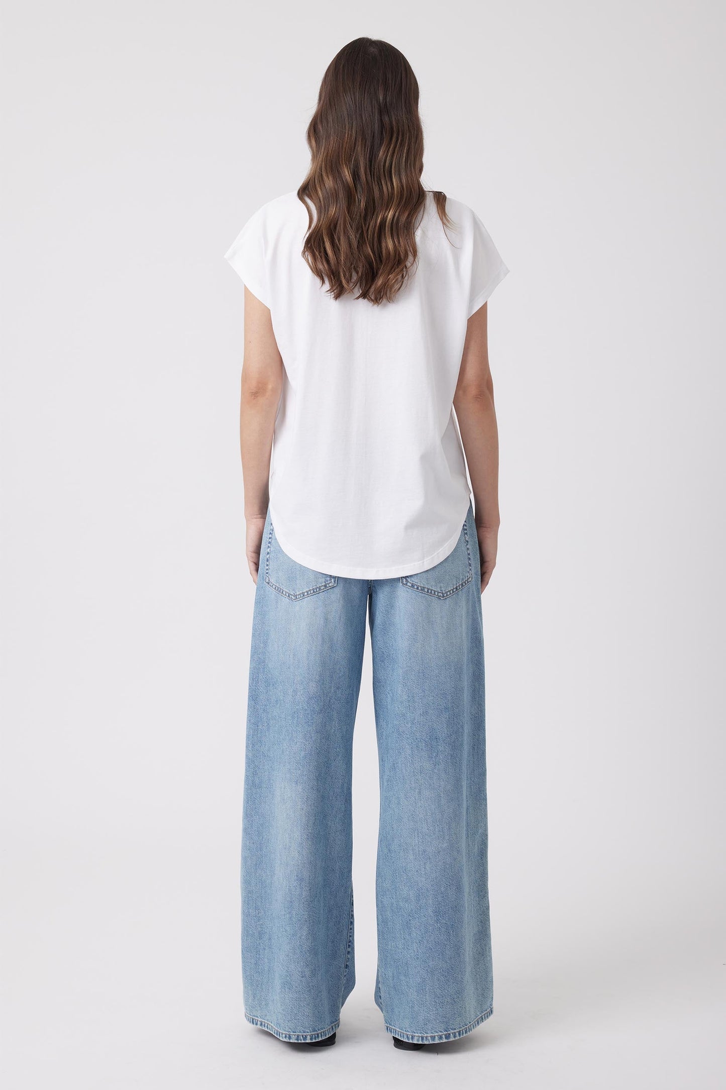 Kingsley V-Neck Tee