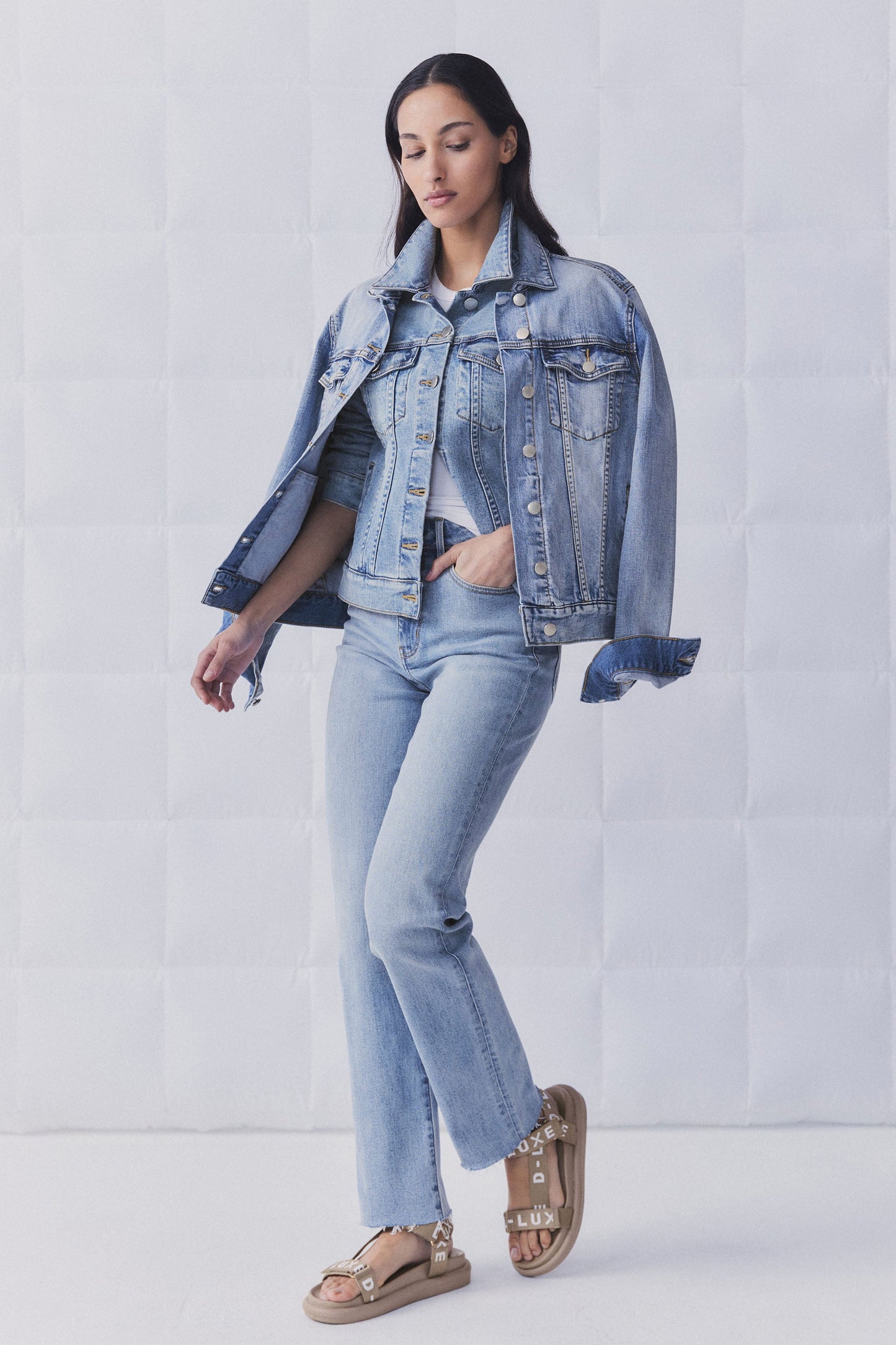 D-Luxe Straight Leg Jean
