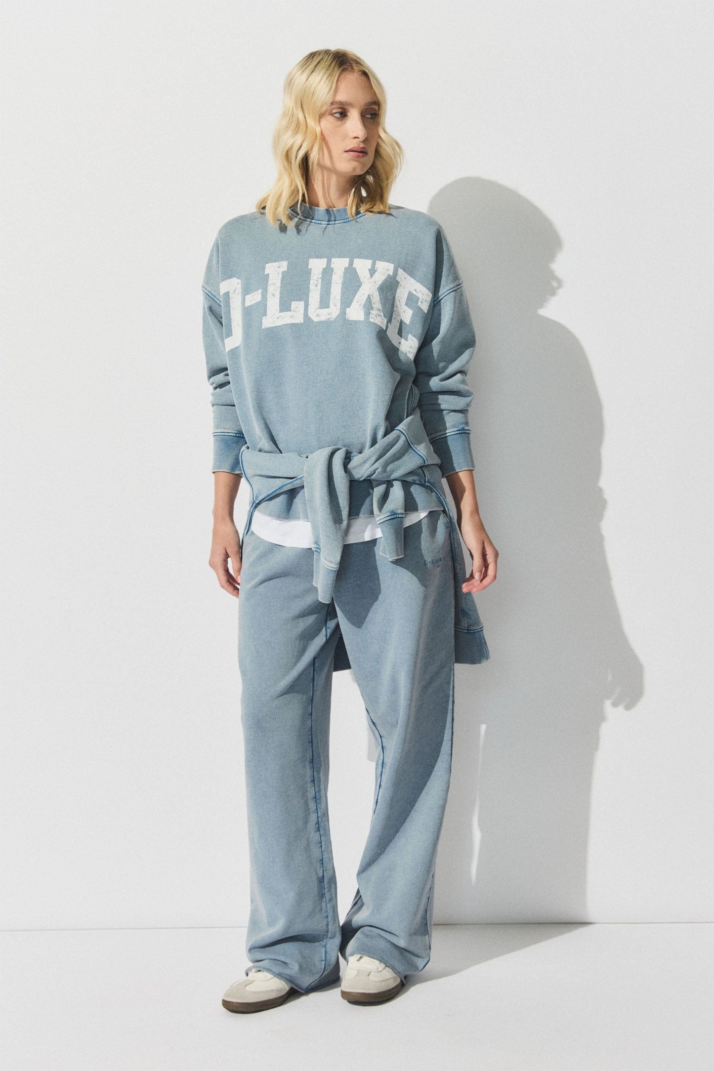 D-Luxe Collegiate Logo Sweat