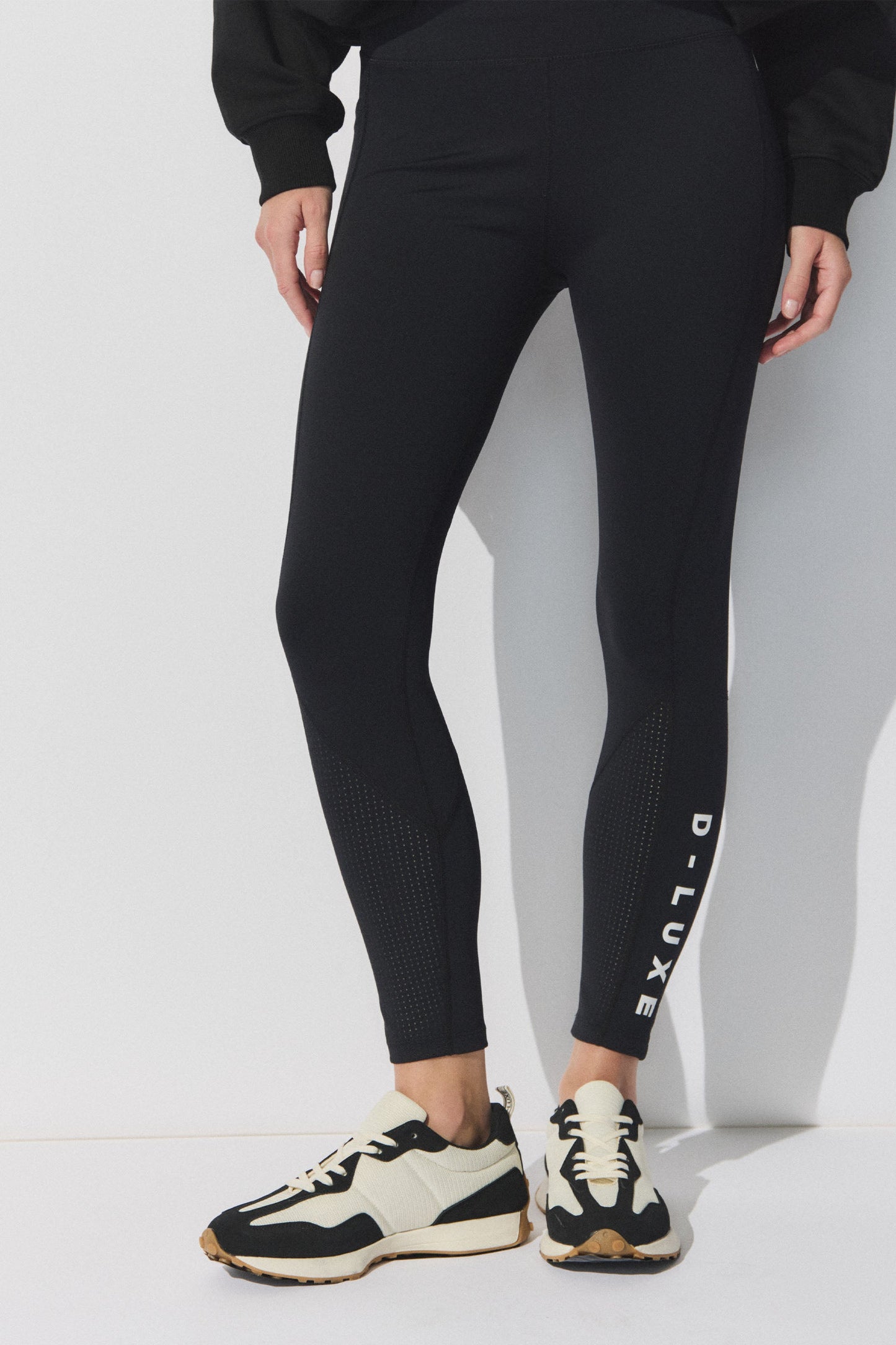 D-Luxe Laser Cut Legging