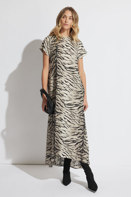 Alli Trapeze Tee Maxi Dress